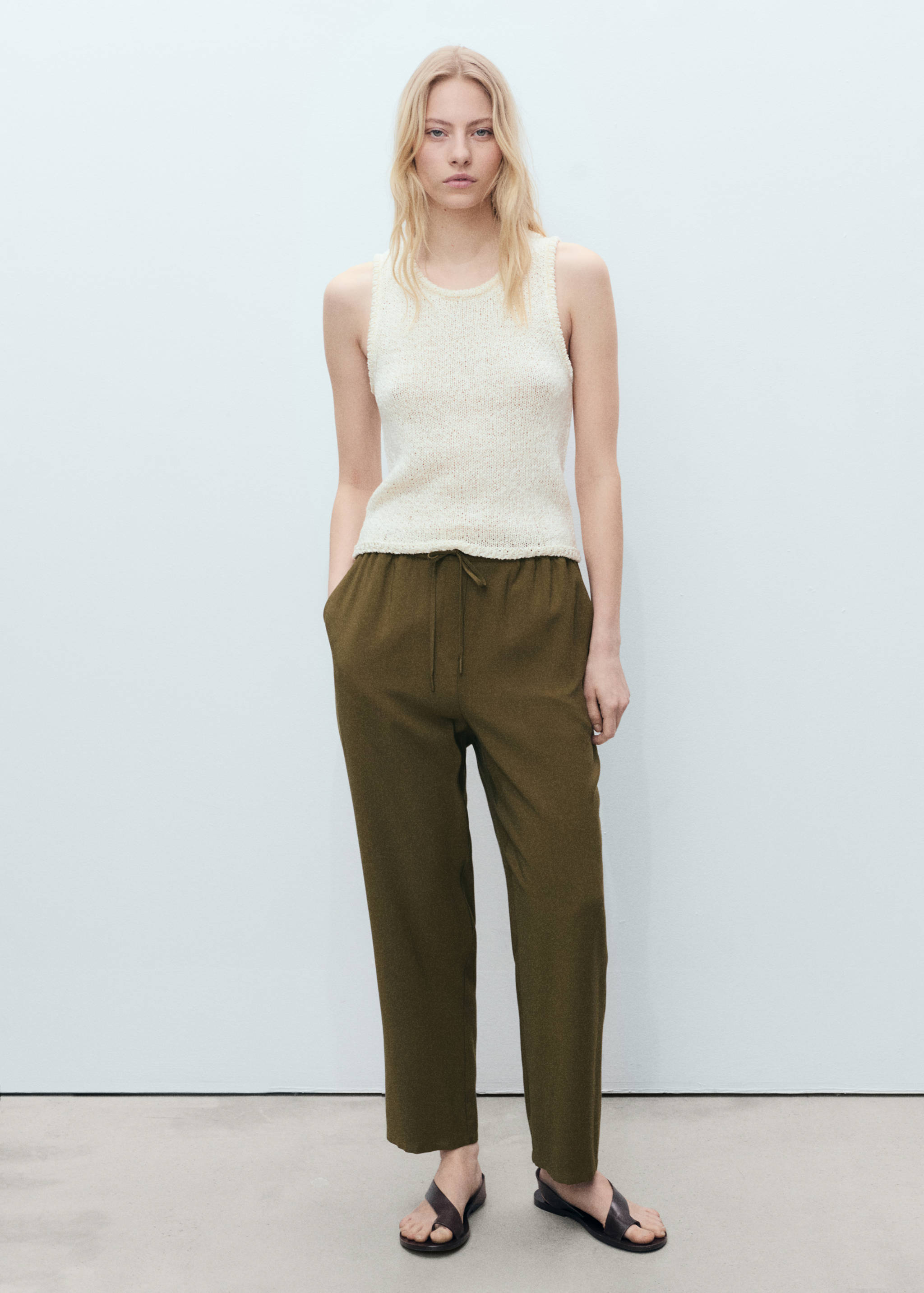 Elastic waist flowy trousers - General plane