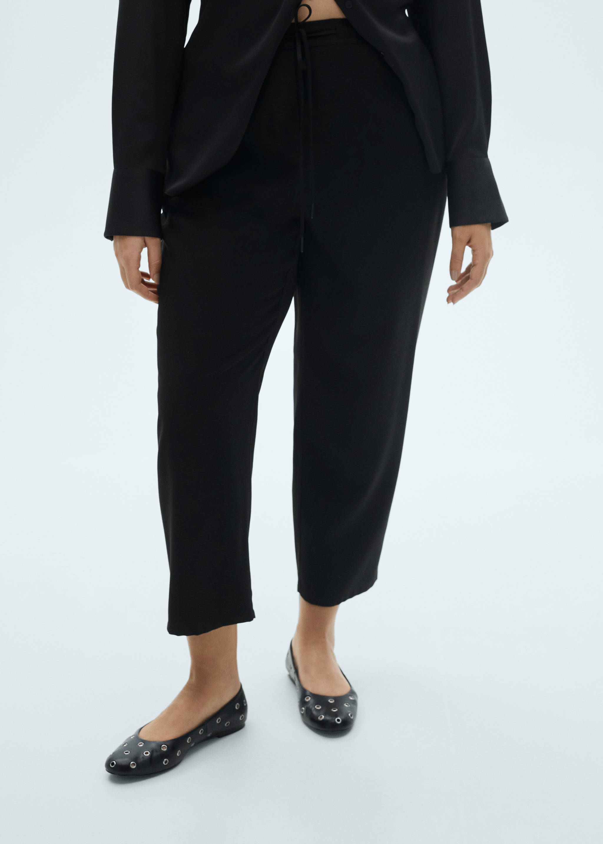 Elastic waist flowy trousers - Details of the article 5