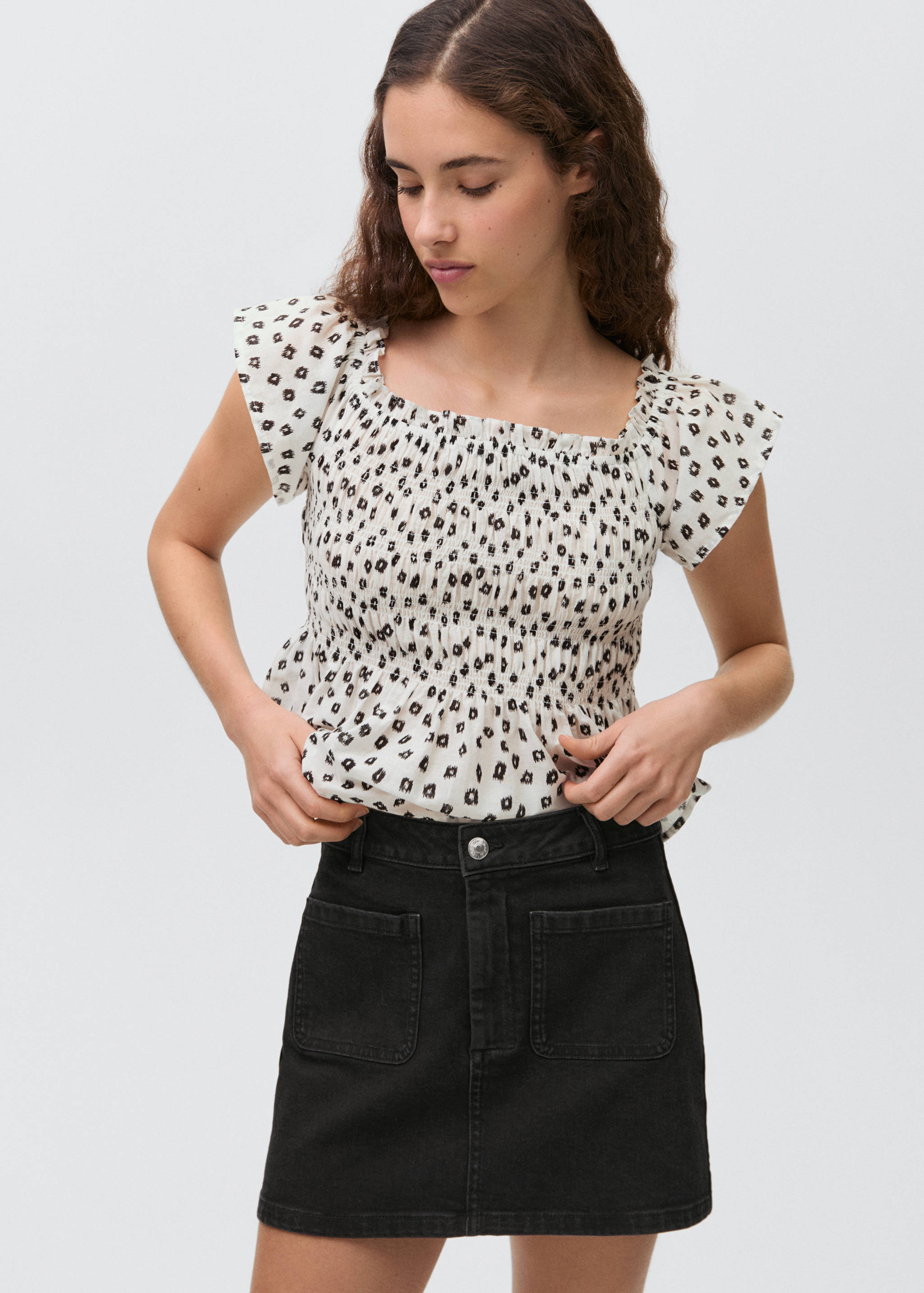 Mini-Jeansrock mit Taschen - Mittlere Ansicht