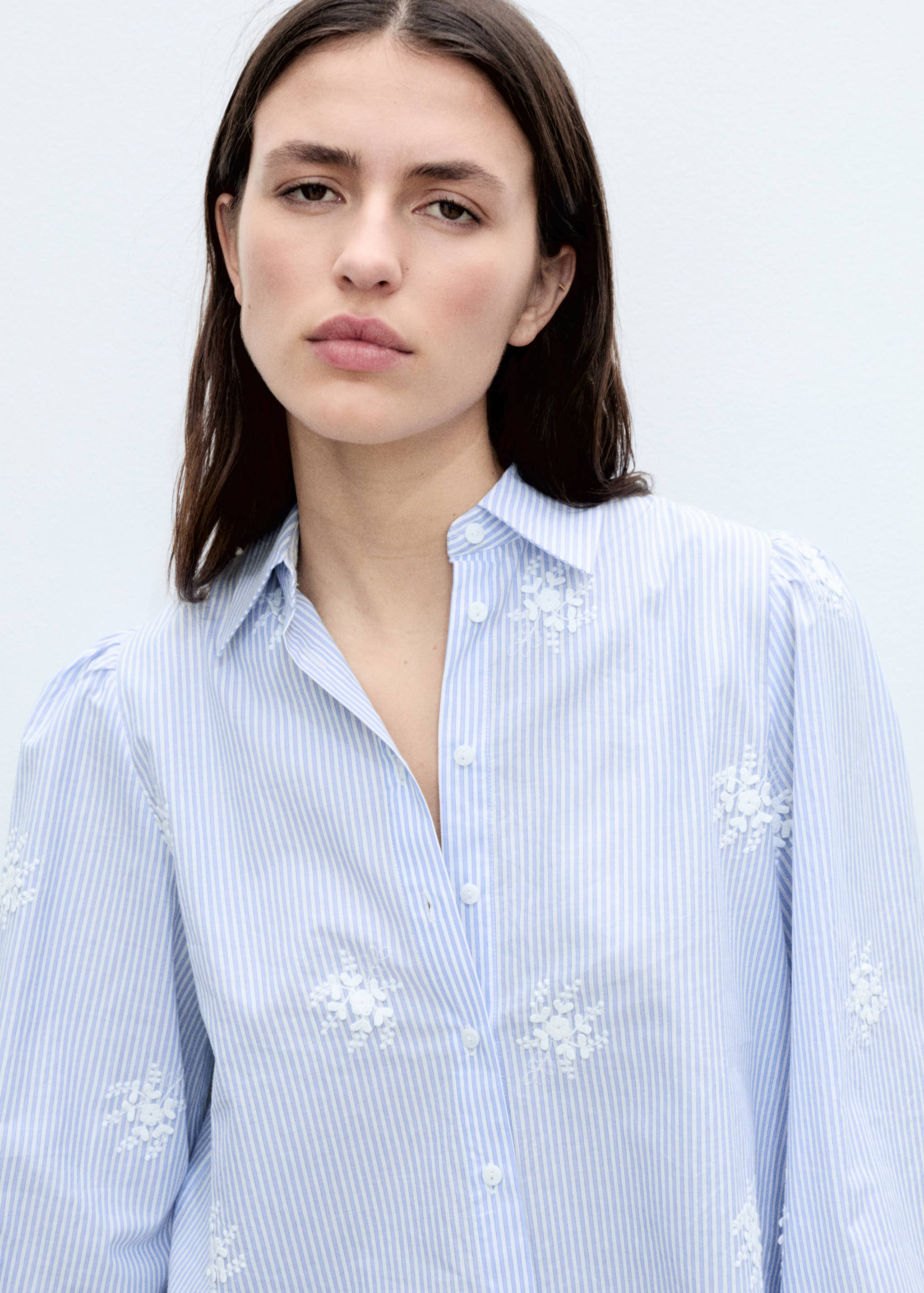 Flower embroidered striped shirt - Details of the article 1