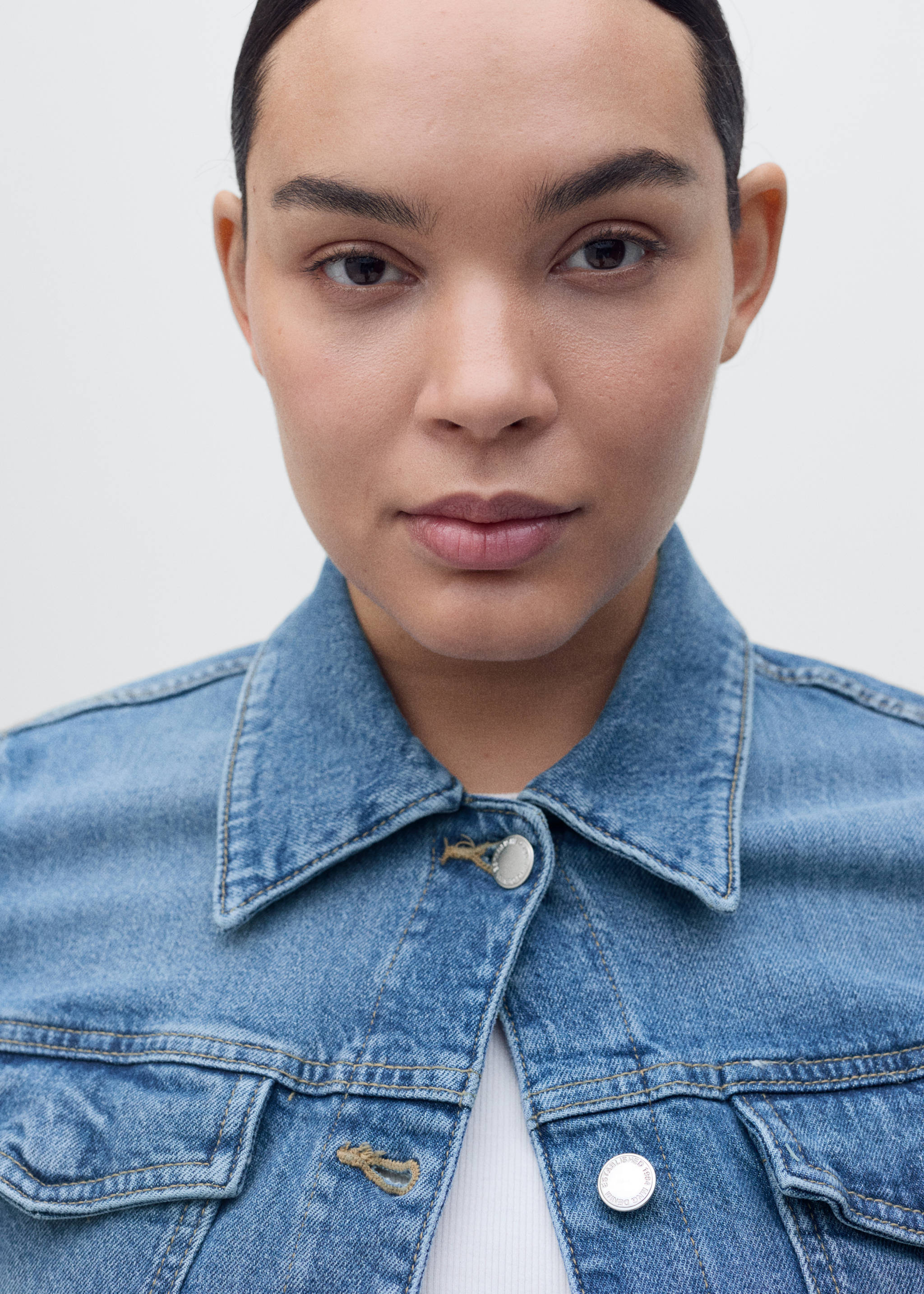 Crop denim jacket - Details of the article 4