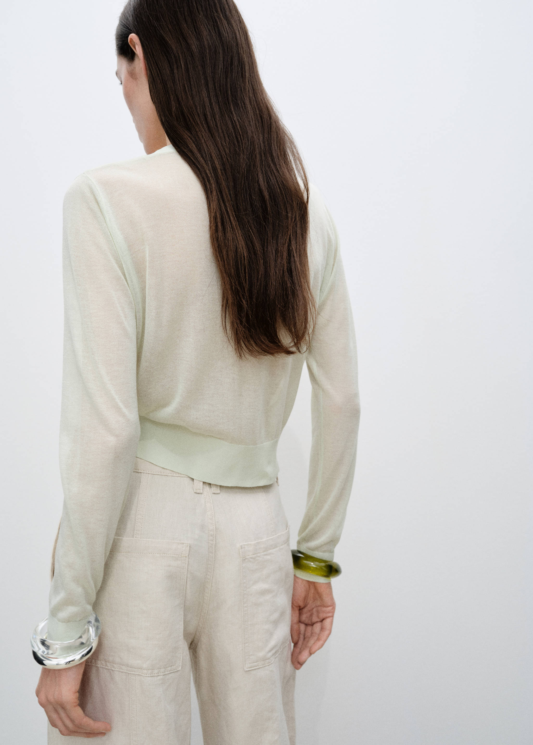 Cardigan de malha cropped semitransparente - Verso do artigo