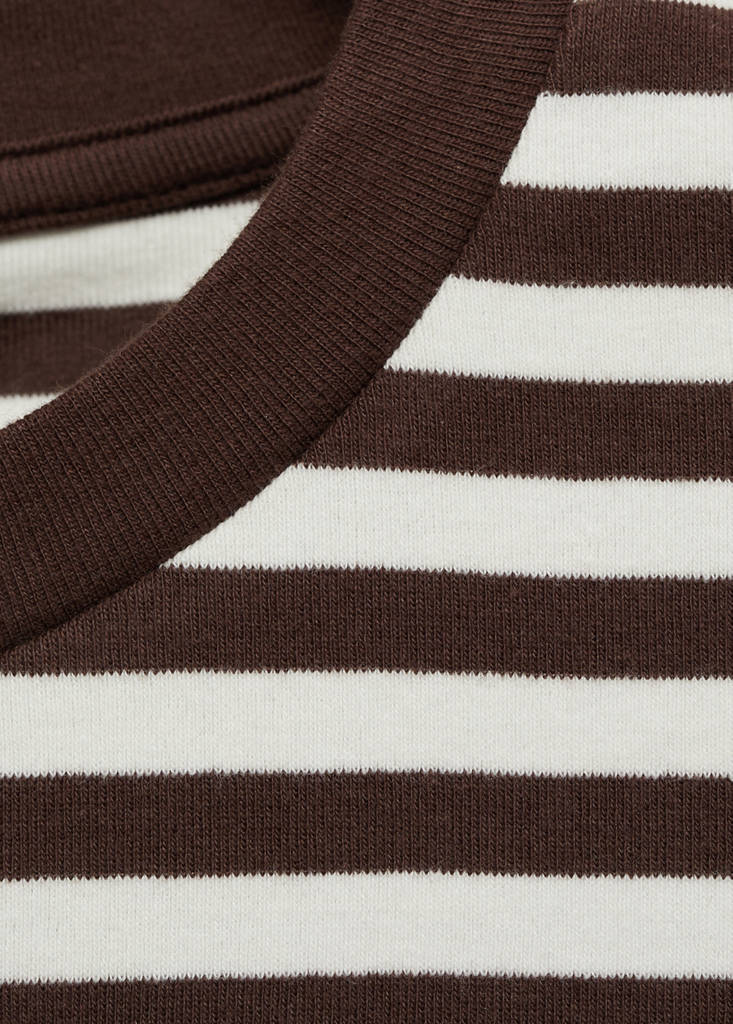 Striped short-sleeved t-shirt — Brown