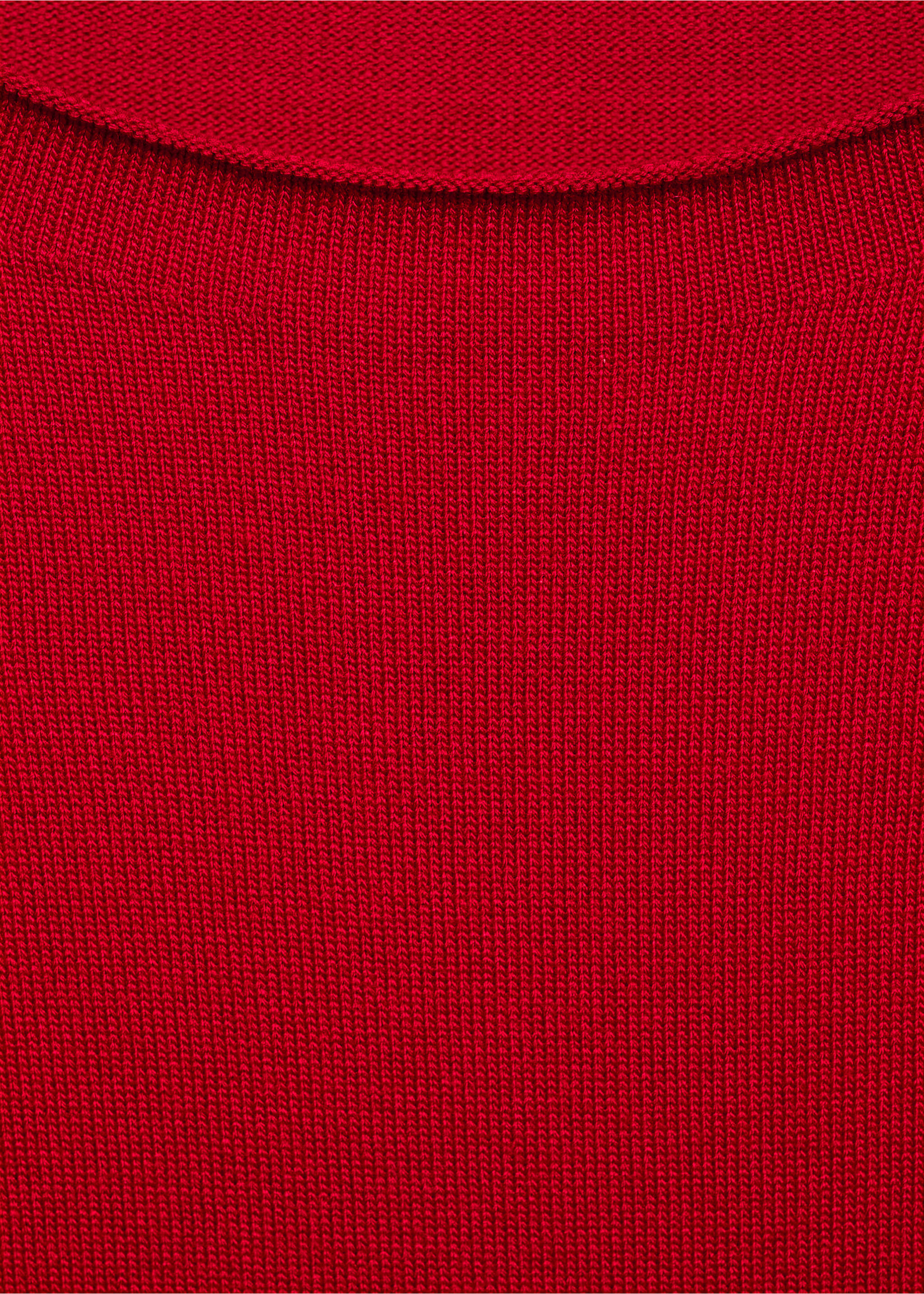 Short-sleeved fine-knit sweater - Details of the article 8, Red. Ref: 87055763-00.