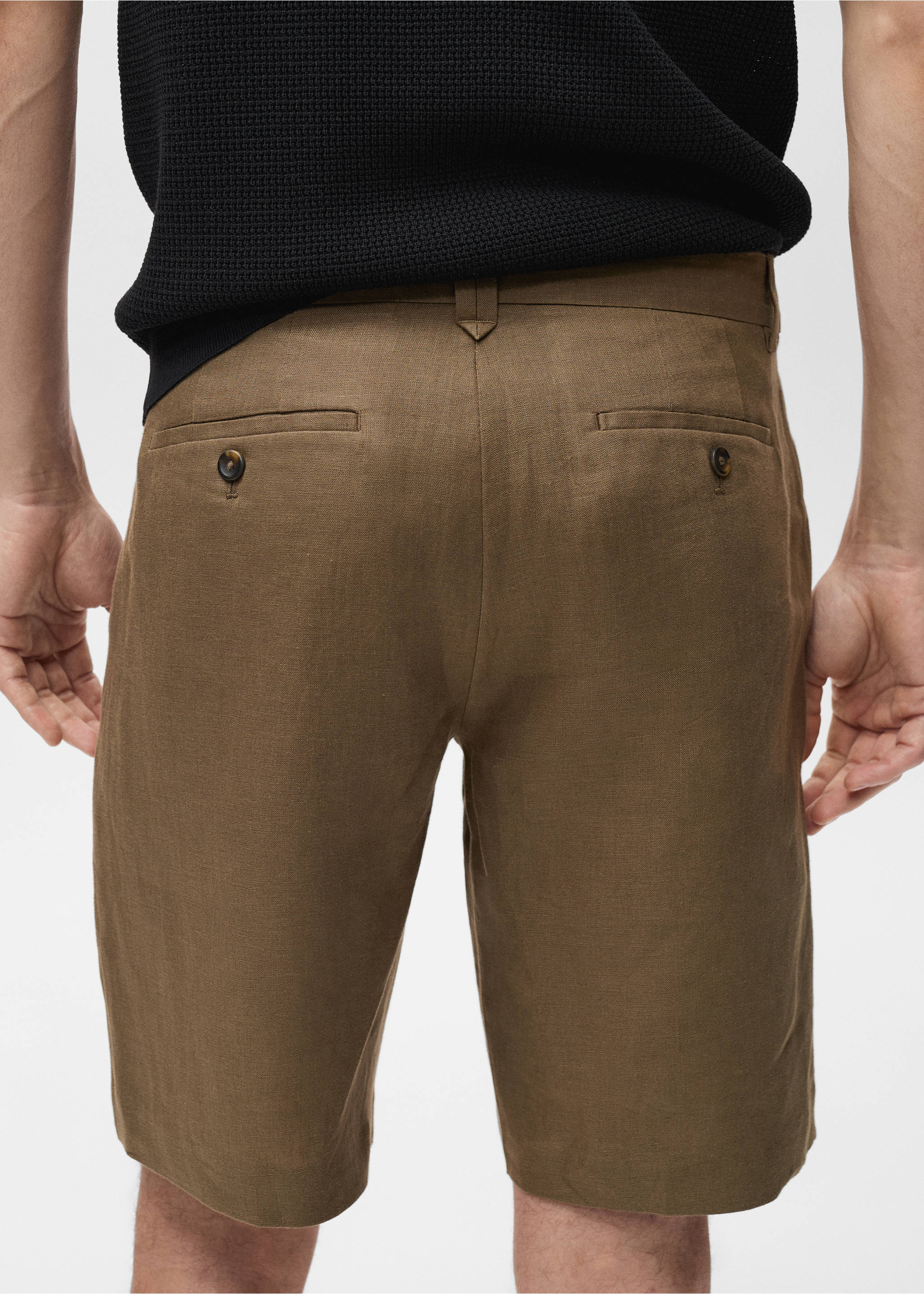 Slim-fit 100% linen bermuda shorts - Details of the article 3, Medium Green. Ref: 87055919-00.