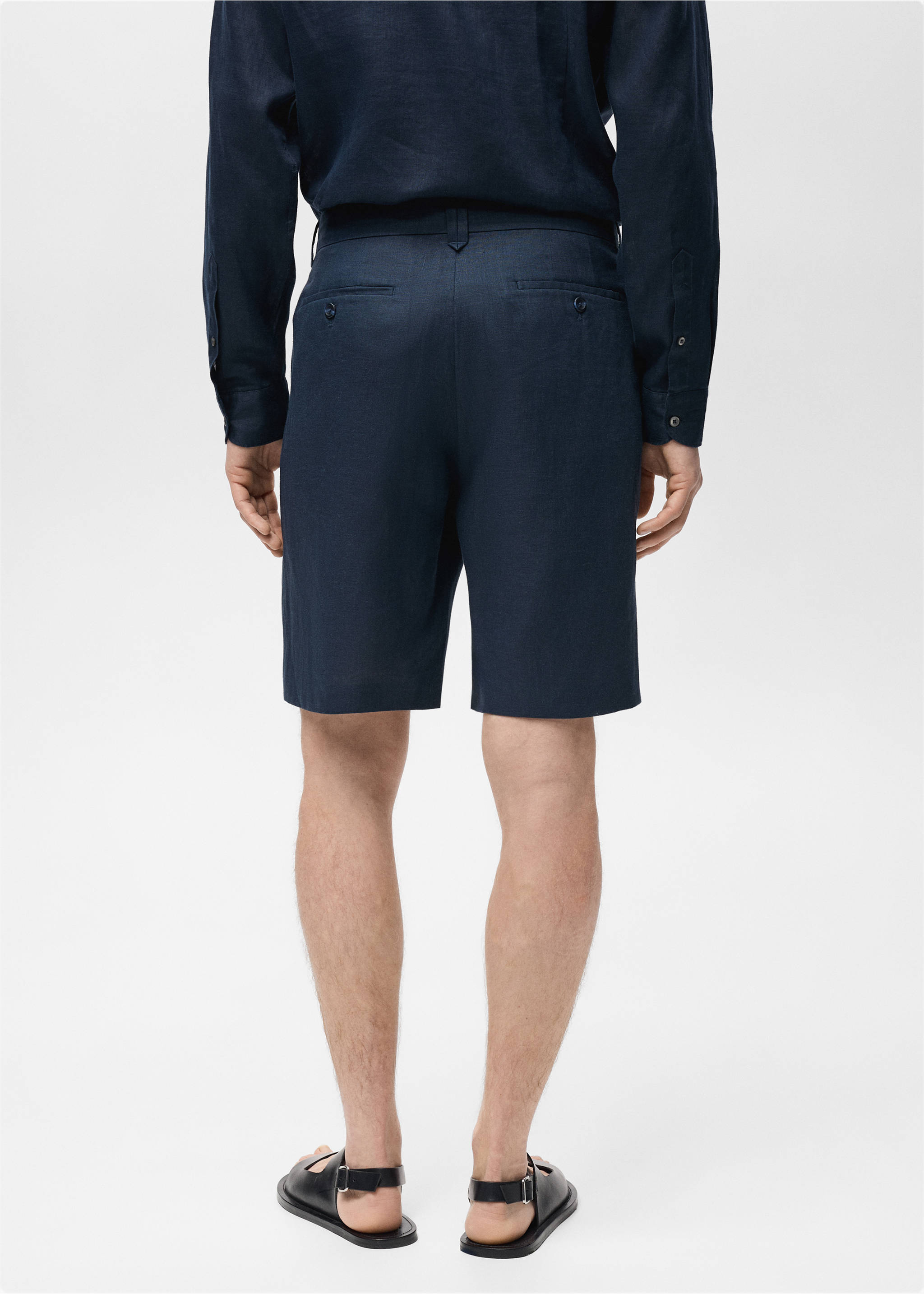 Slim-fit 100% linen bermuda shorts - Reverse of the article, Dark Navy. Ref: 87055919-00.