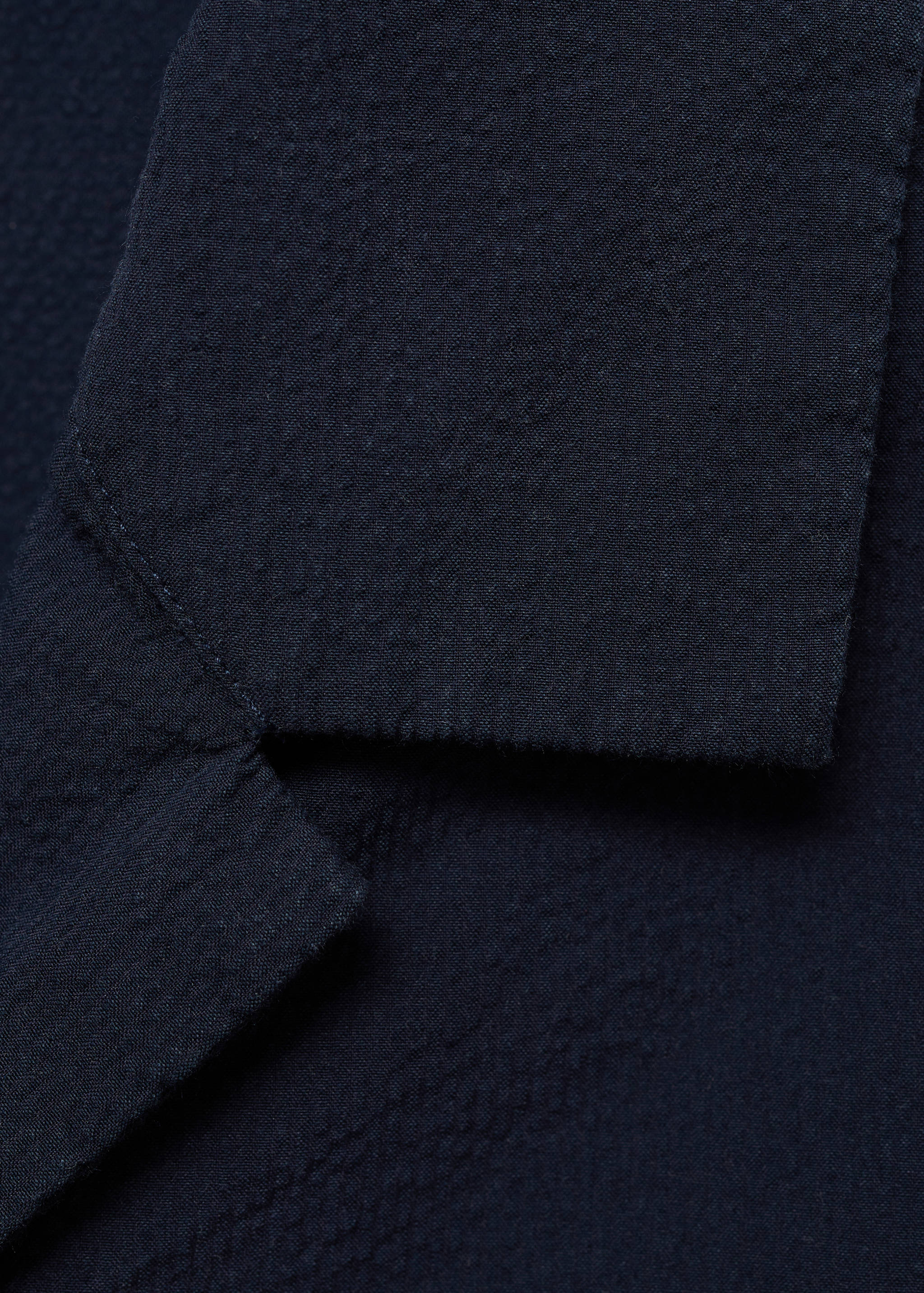 Textured shirt with bowling collar - Details of the article 8