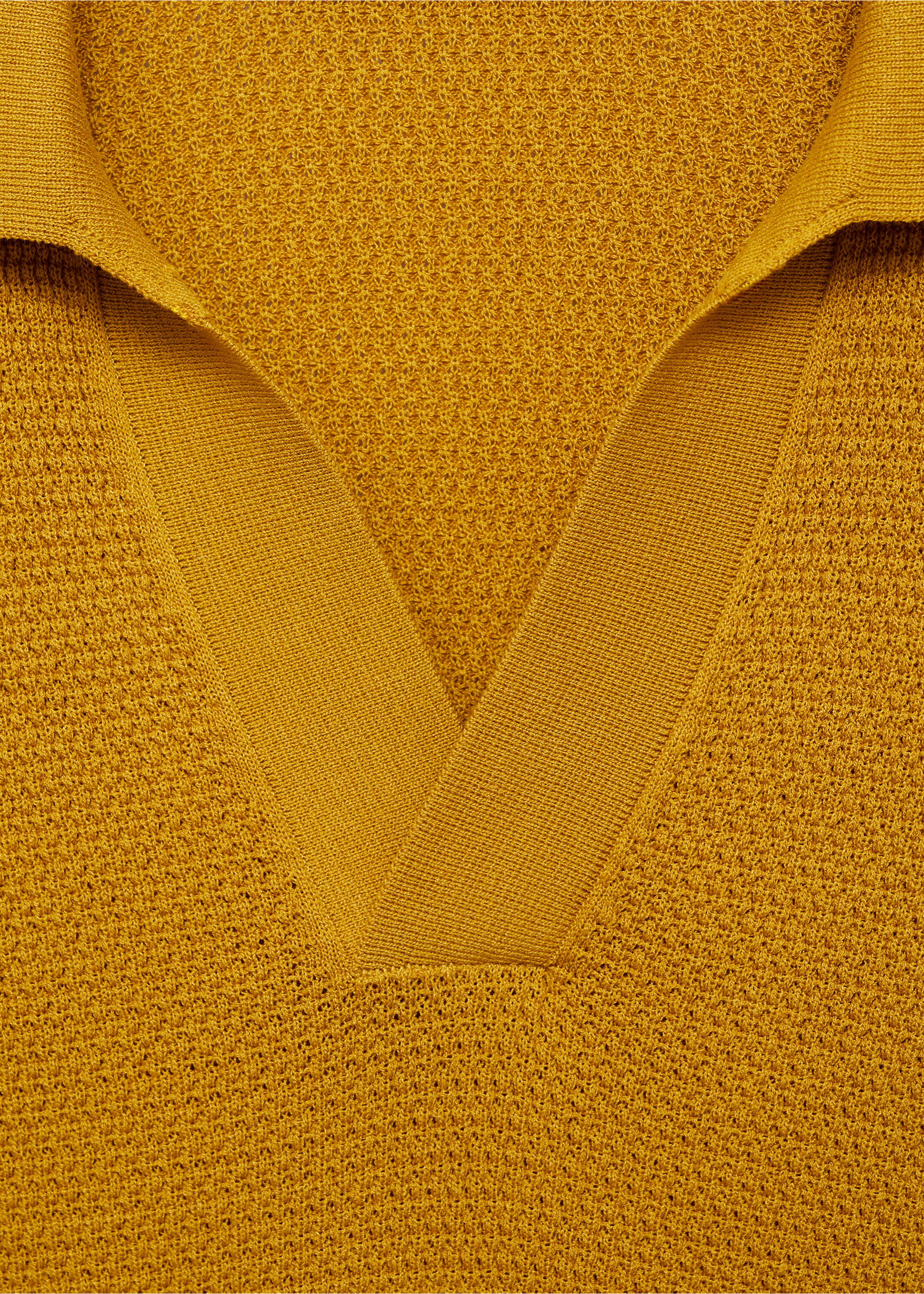 Polo maille fine structuré - Détail de l'article 8, Curry. Ref: 87055933-00.