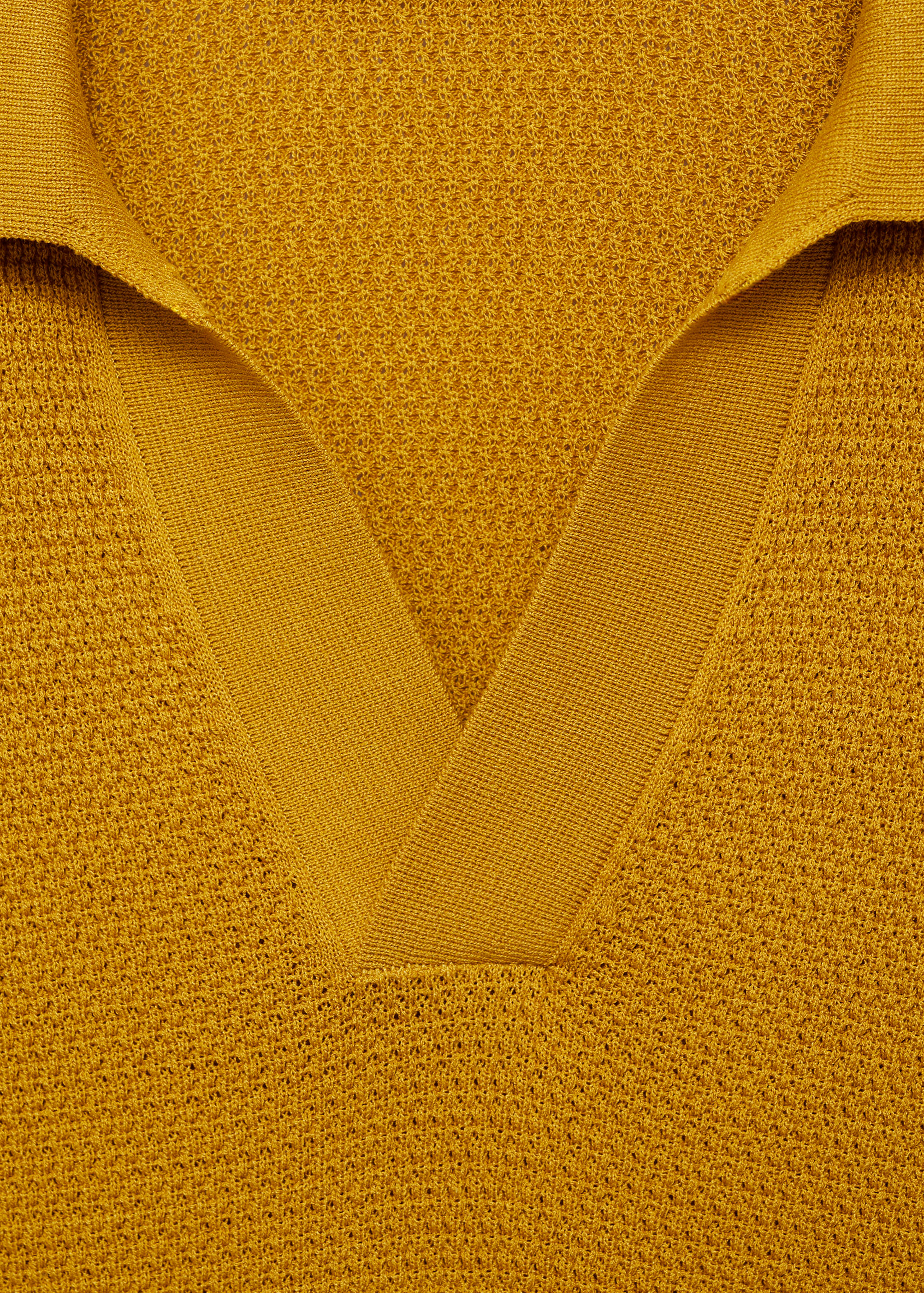 Structured fine-knit polo shirt - Details of the article 8