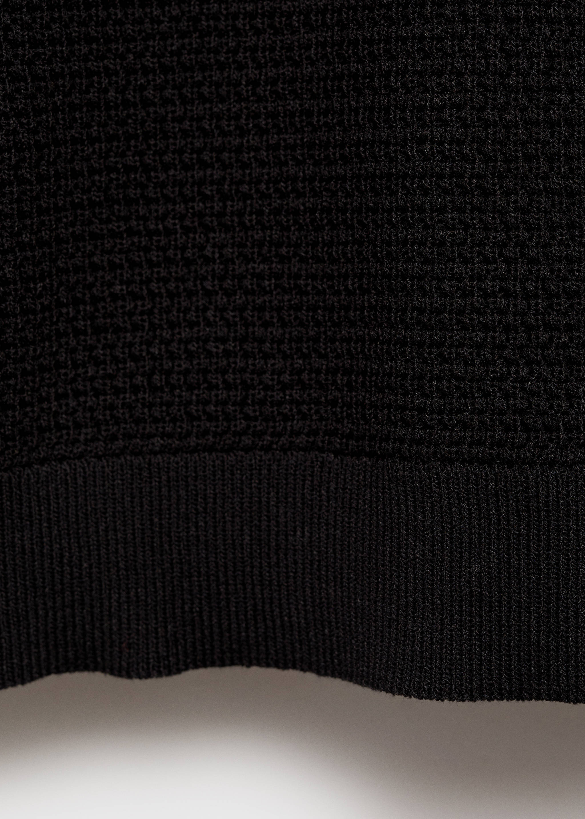 Structured fine-knit polo shirt - Details of the article 0