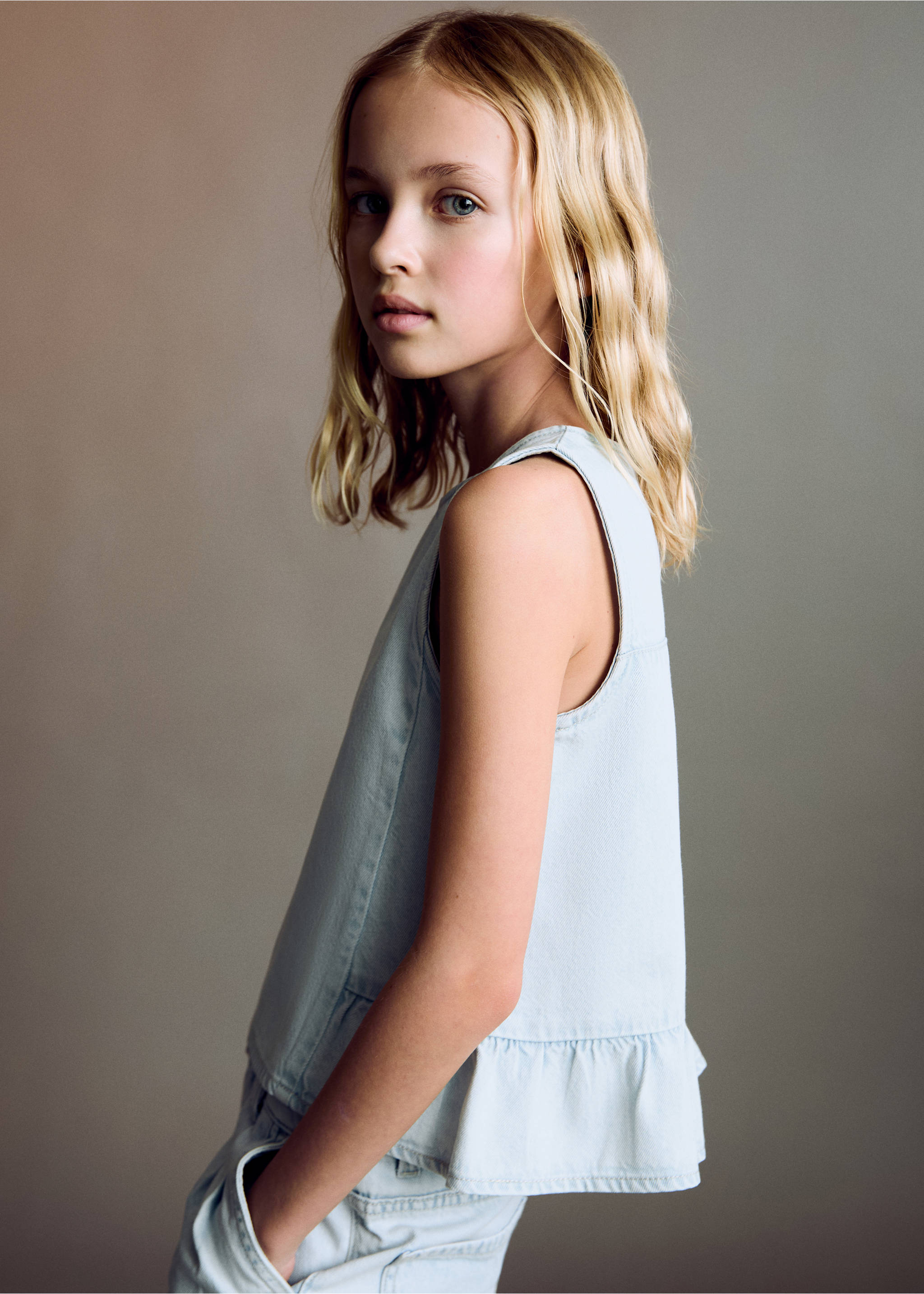 Blouse denim volant - Détail de l'article 4, Bleu clair. Ref: 87055943-00.