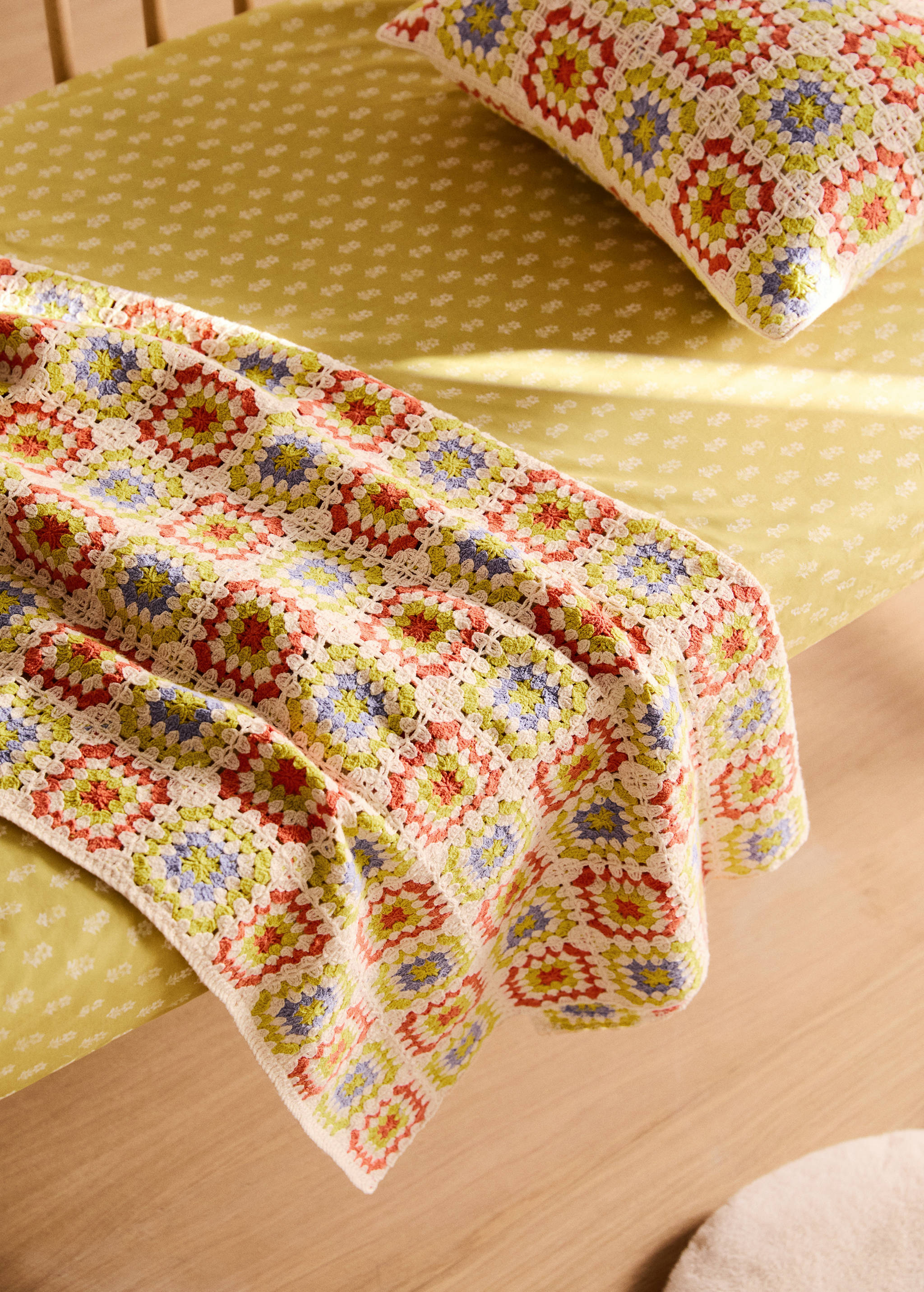 Dětská vícebarevná háčkovaná deka - Celkový náhled