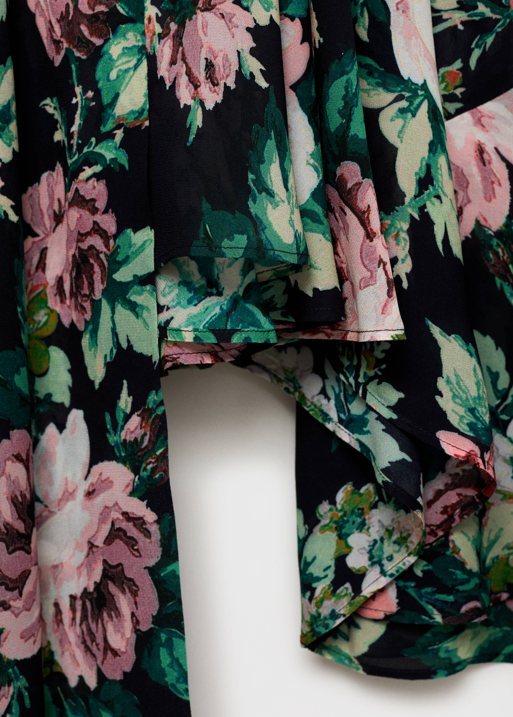 Floral-print turtleneck blouse - Details of the article 0