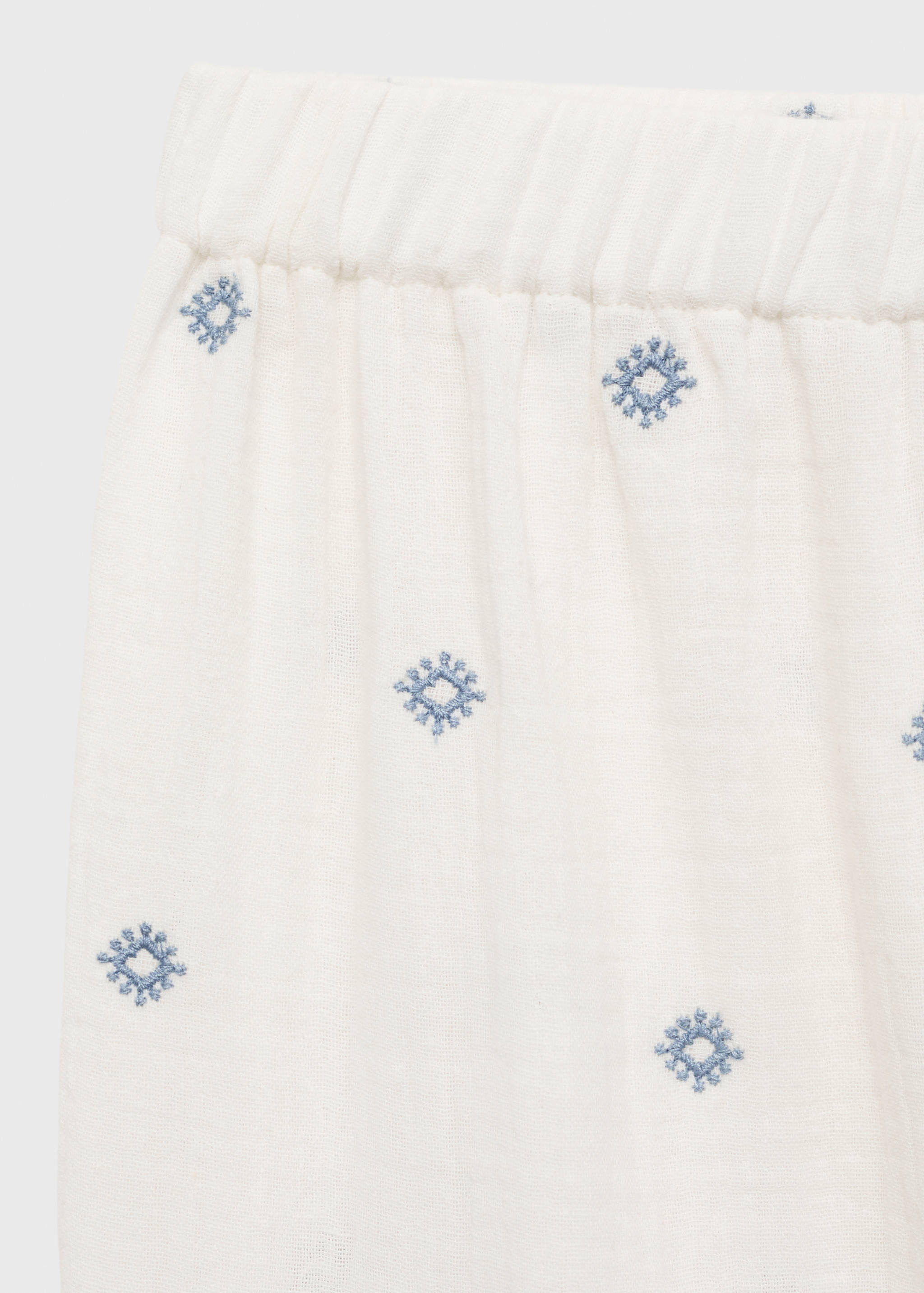 Ausgestellter Rock mit Stickereien - Detail des Artikels 8