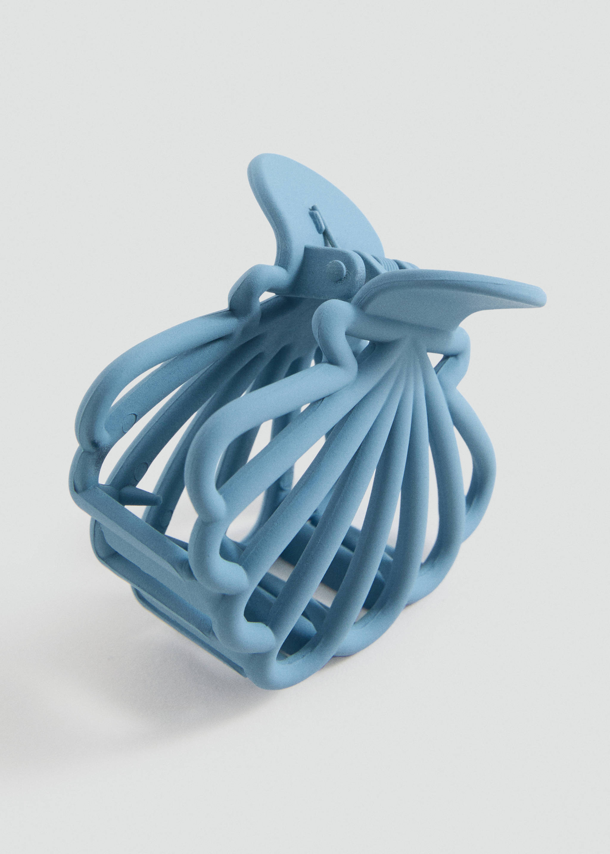 Pinza pelo concha - Plano medio