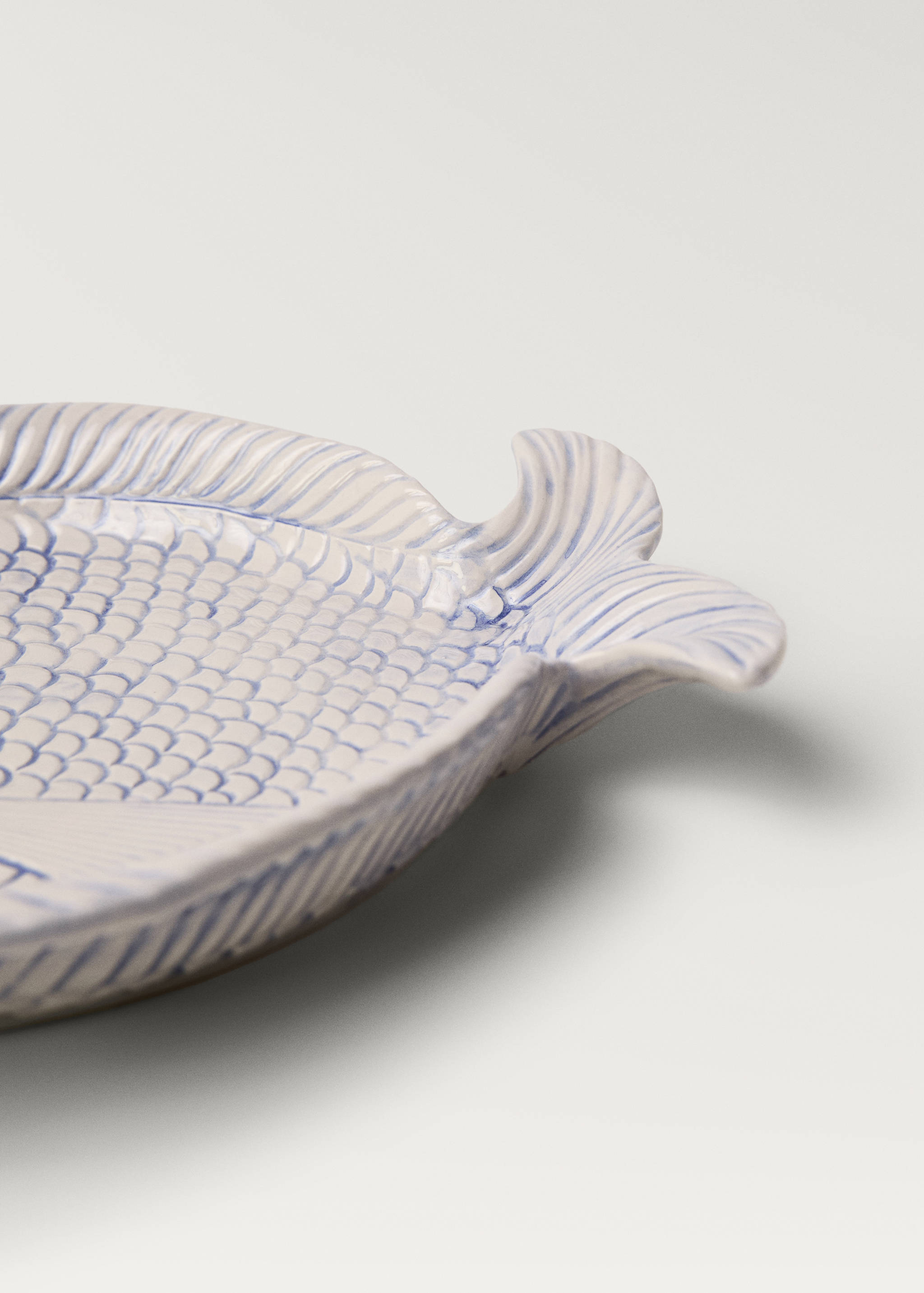 Duży półmisek z kamionki z wypukłym wzorem - Szczegóły artykułu 3