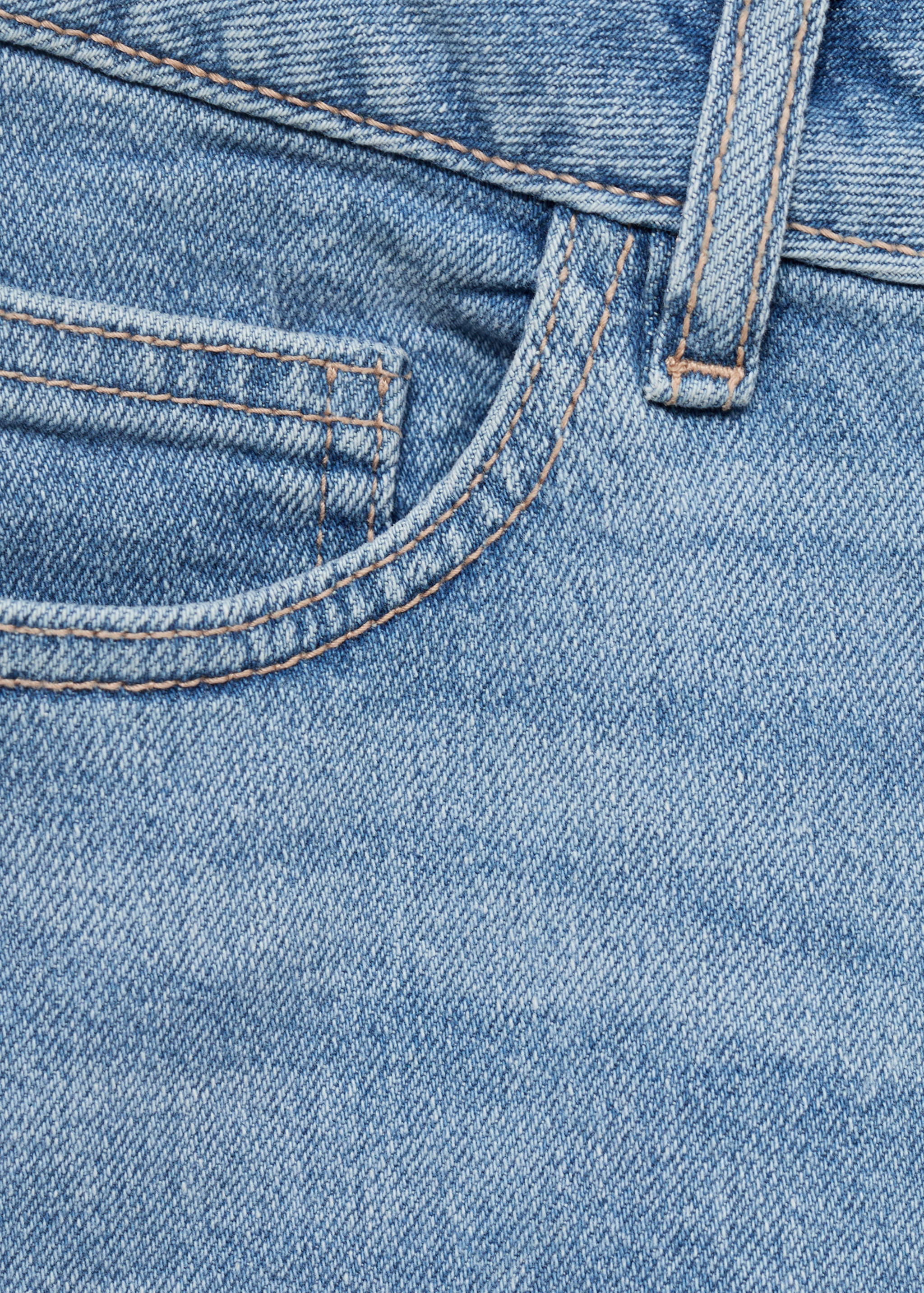 Denim shorts with turned-up hem - Details of the article 0