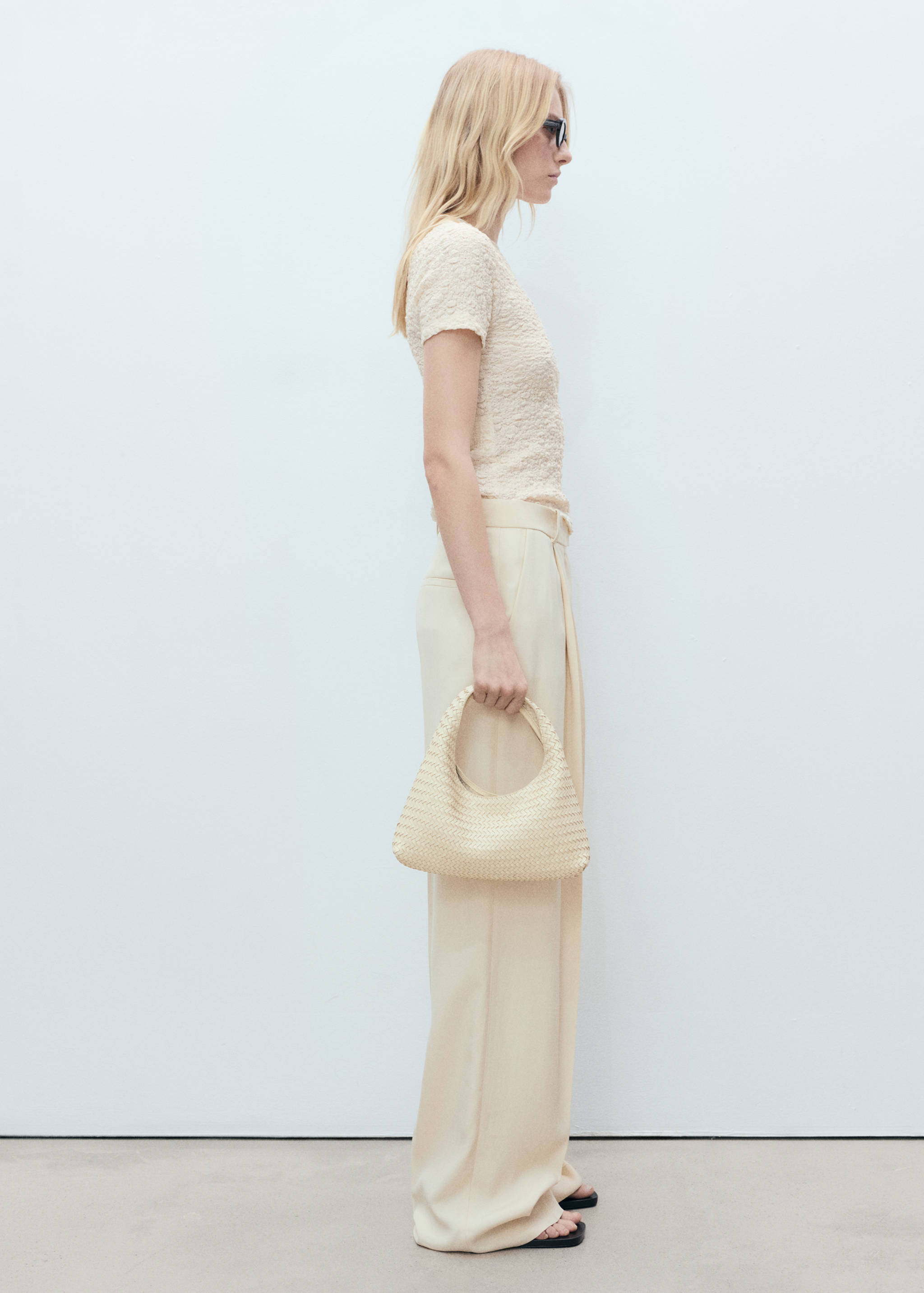 Фактурная футболка из смесового хлопка - Деталь изделия 2