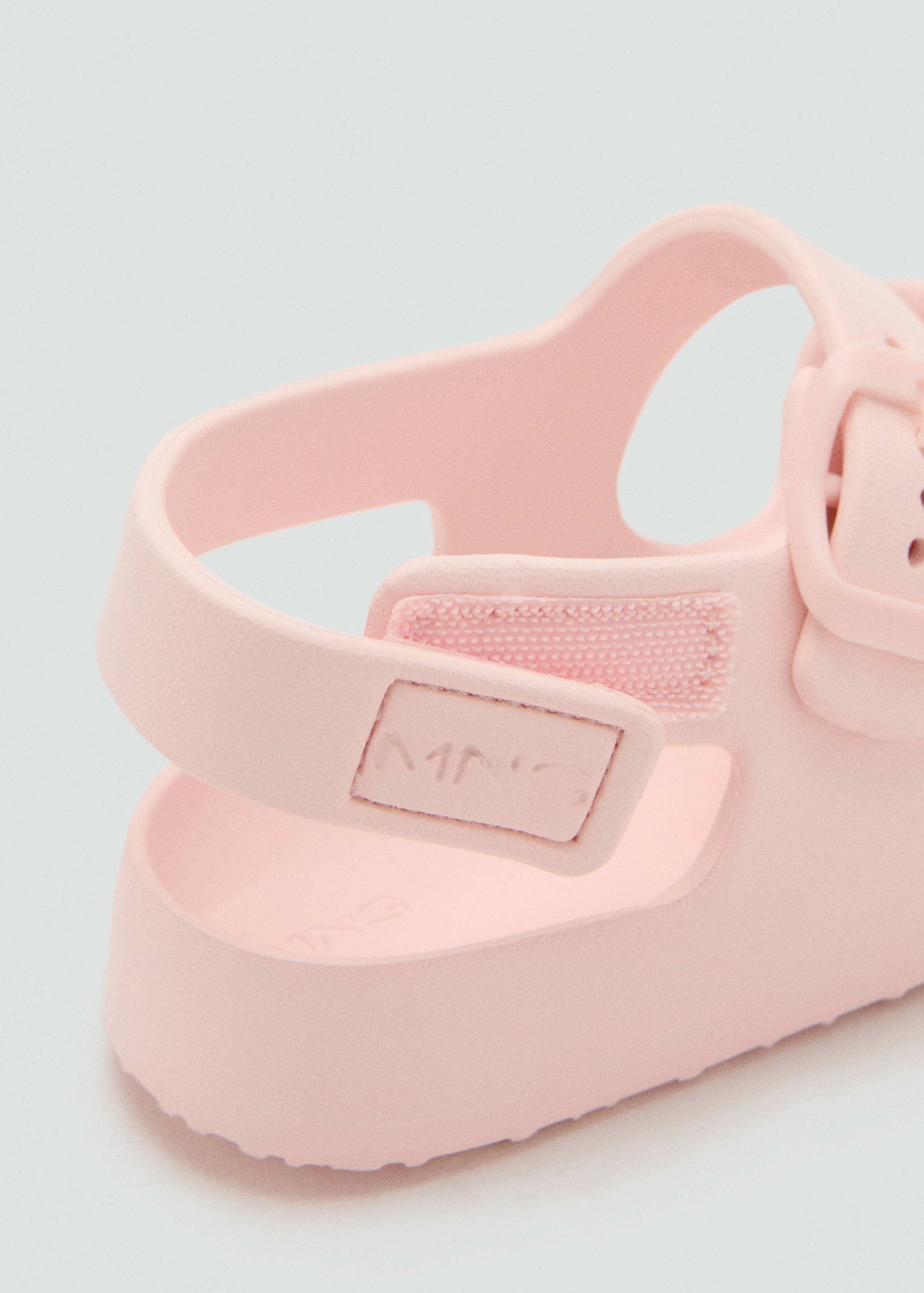 Chanclas tiras hebilla - Detalle del artículo 2