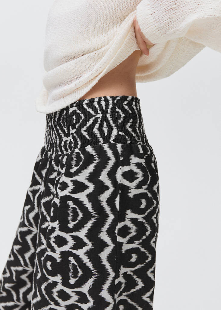 Printed straight trousers — Black