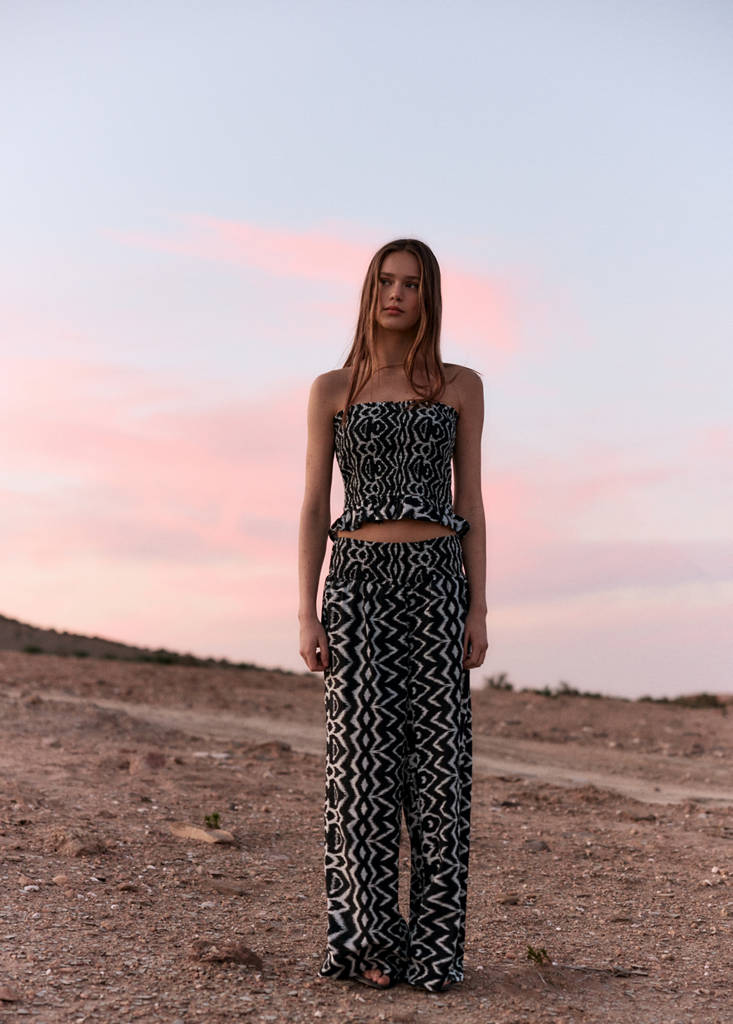 Printed straight trousers — Black