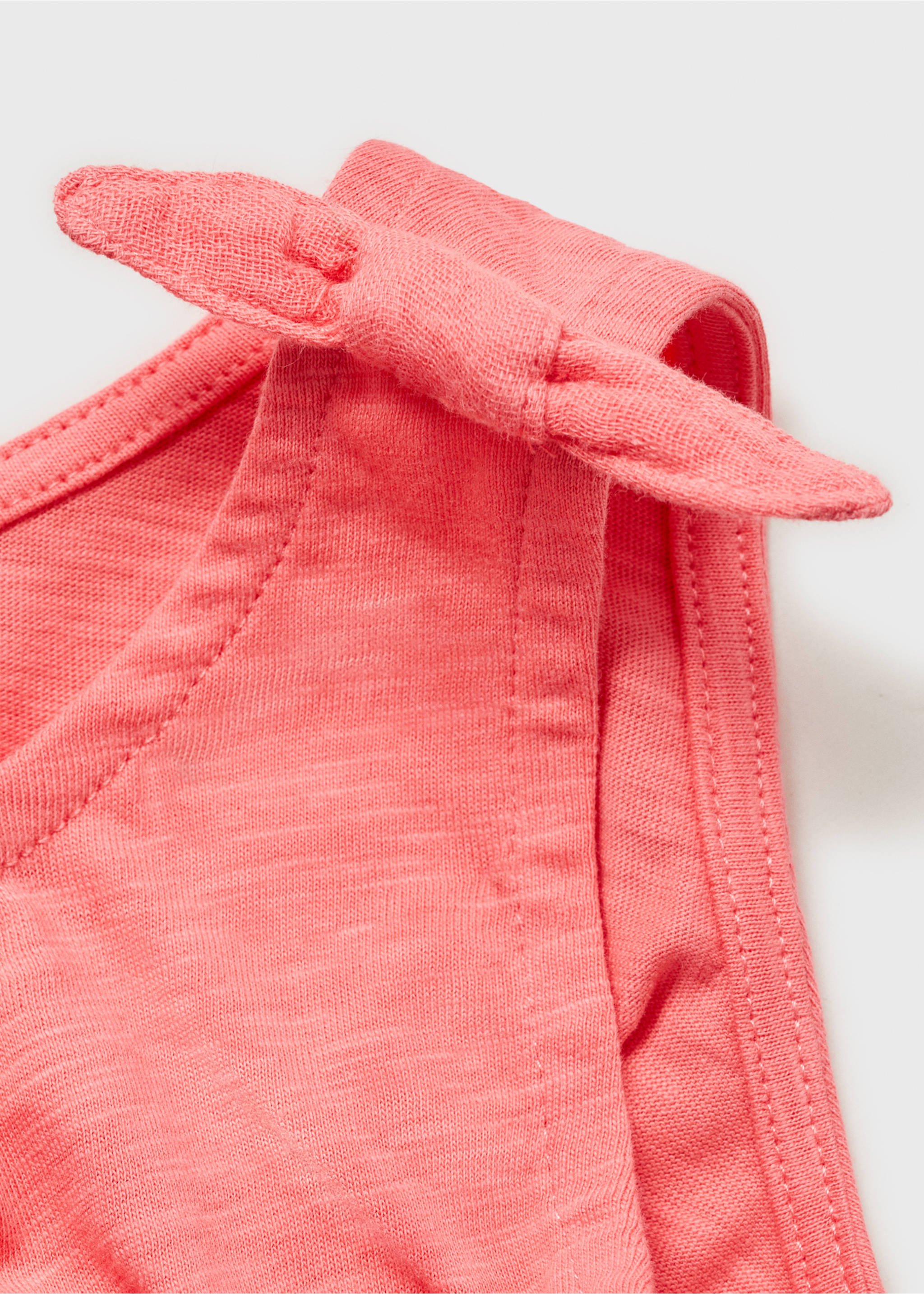 Mono corto detalle lazos - Detalle del artículo 0, Rojo coral. Ref: 87057695-00.