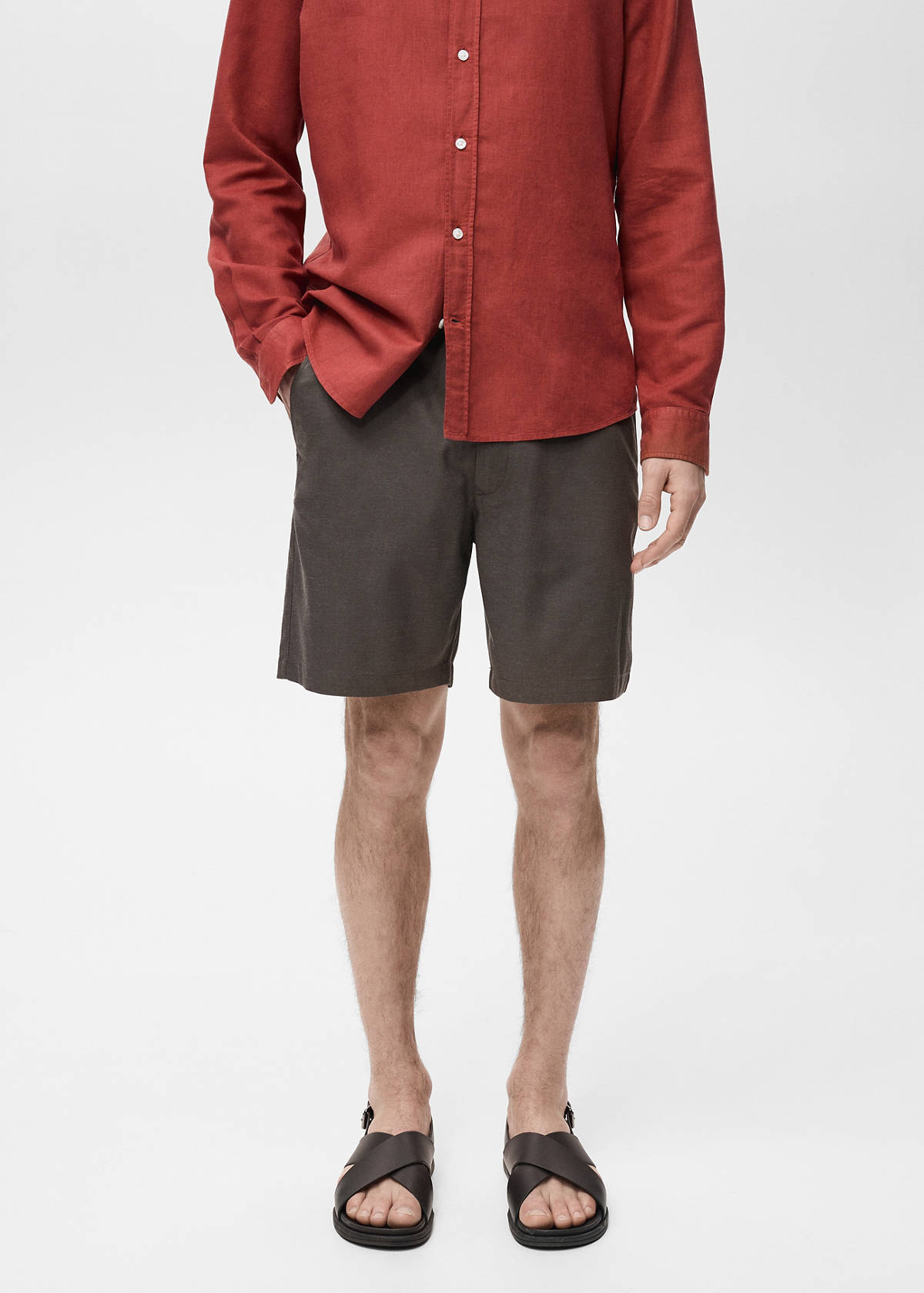 Straight fluid bermuda shorts — Chocolate
