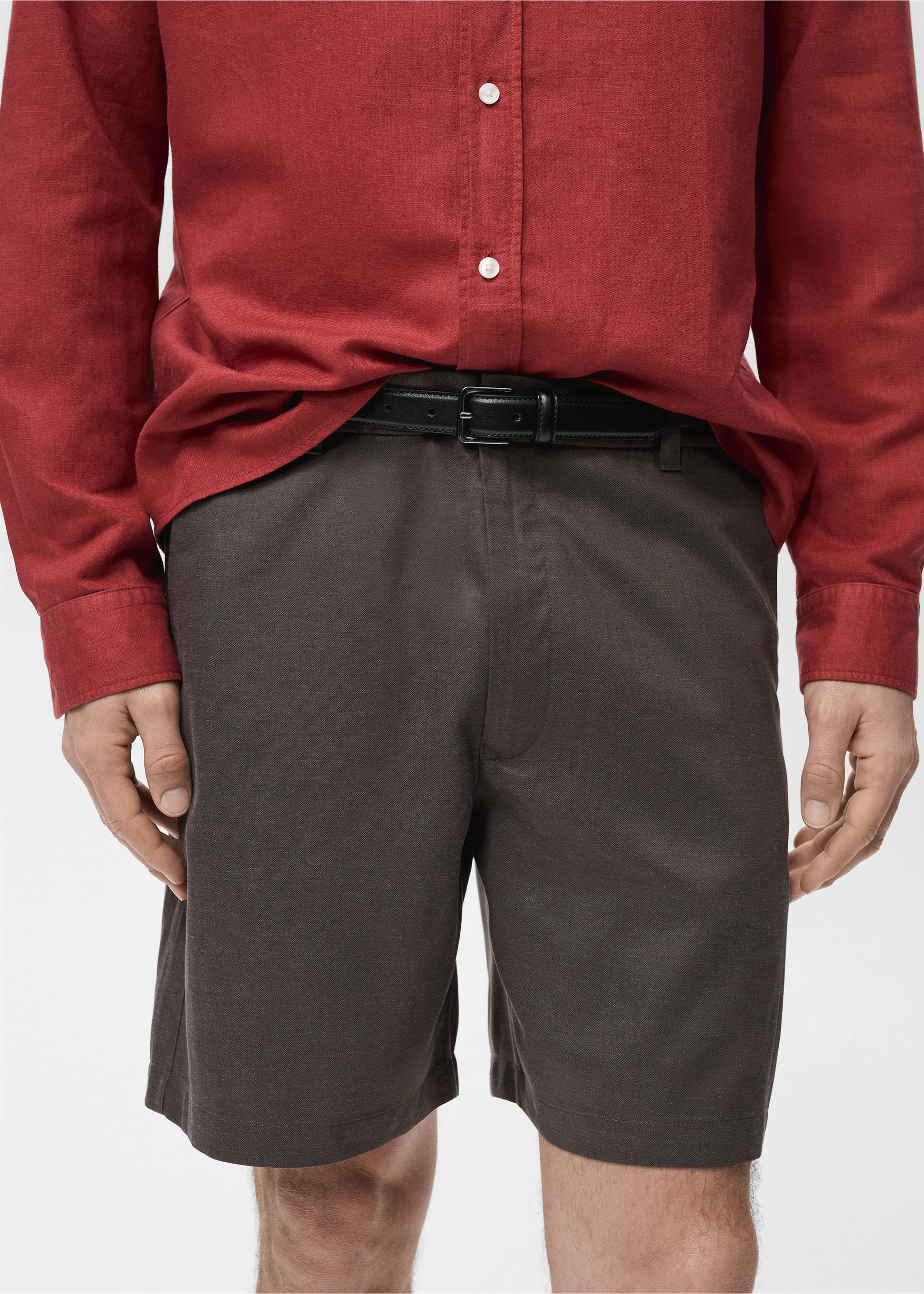 Straight fluid bermuda shorts - Details of the article 1, Chocolate. Ref: 87057887-00.