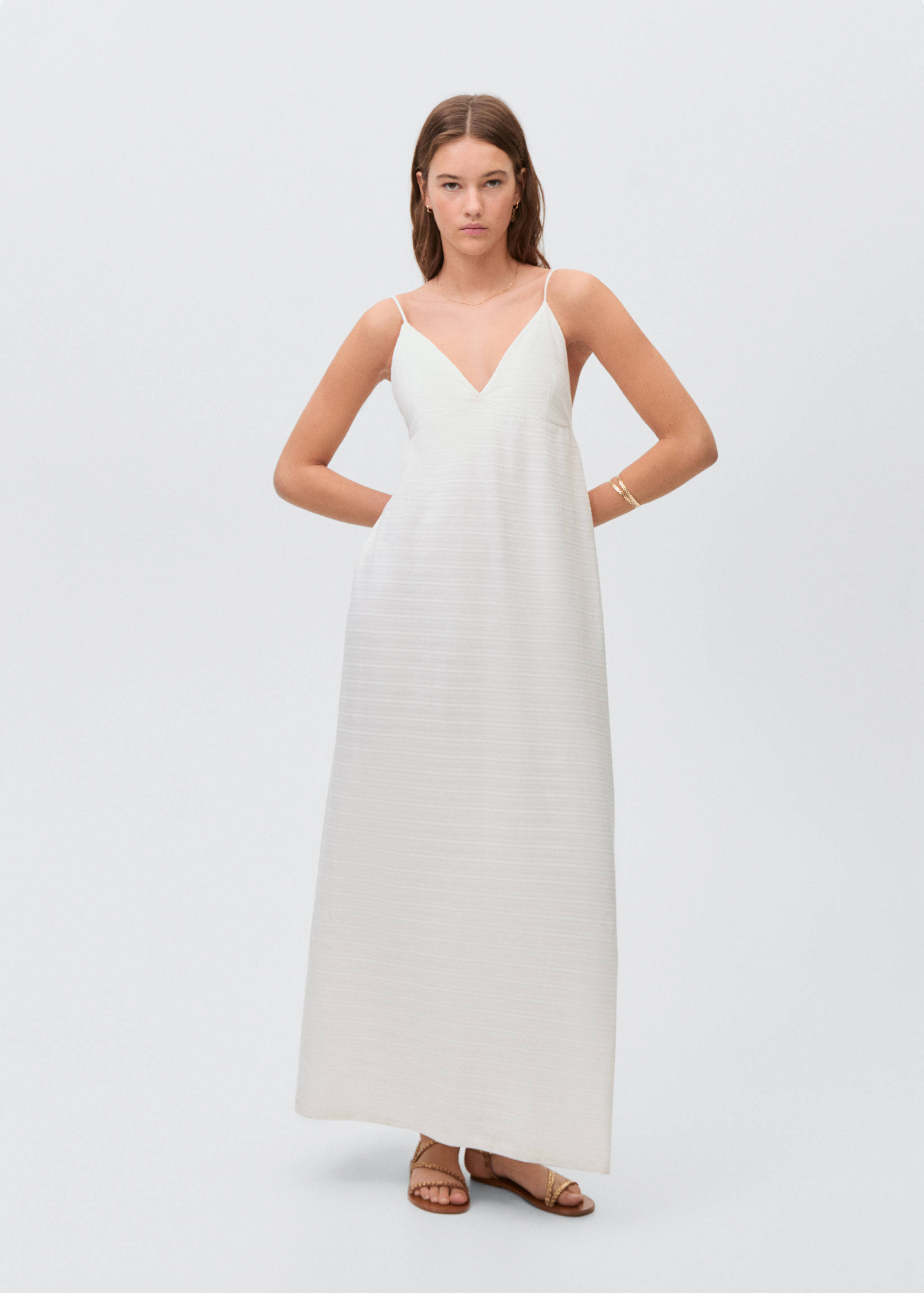 Long textured dress - General plane