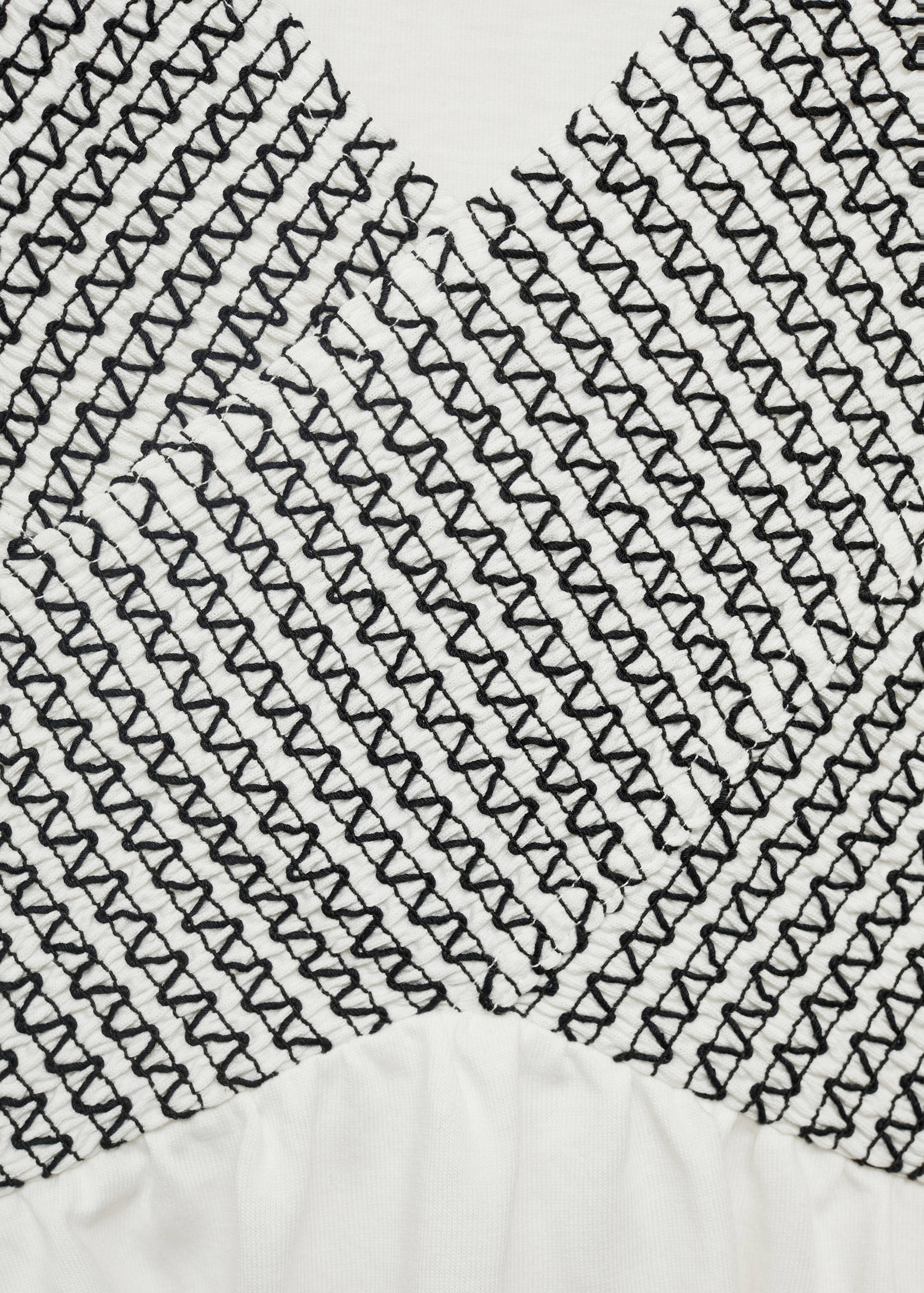 Besticktes Wickelkleid - Detail des Artikels 8