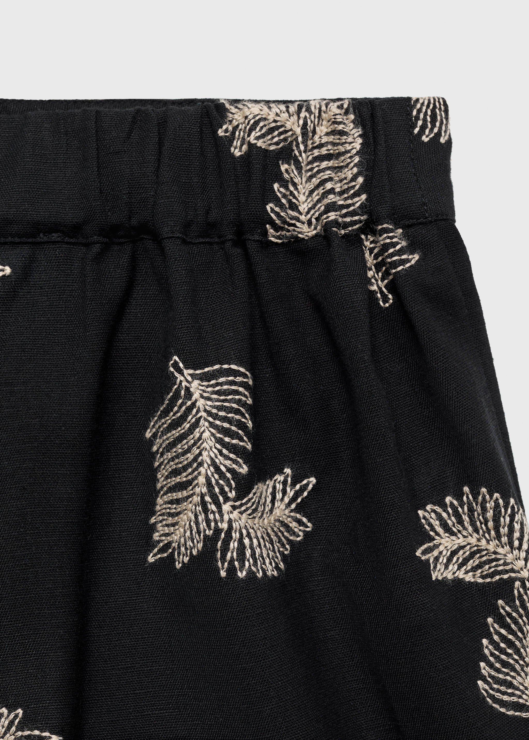 Лляні шорти з вишивкою - Детальніше про товар 8