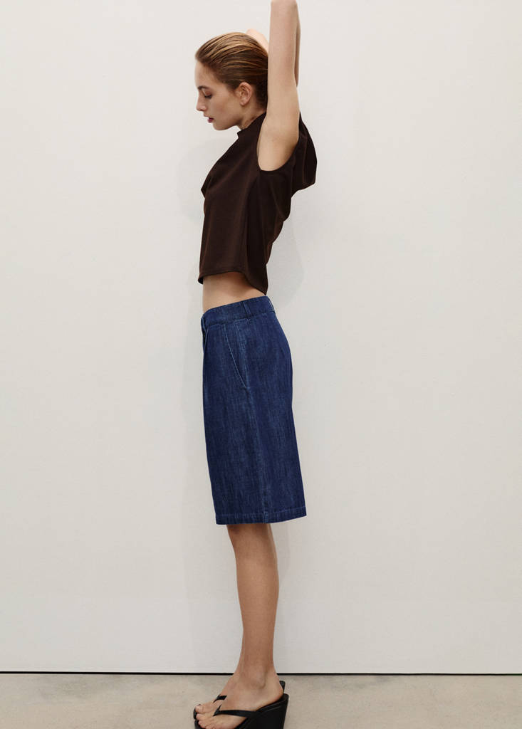 Straight-fit rinse-wash denim bermuda shorts — Open Blue