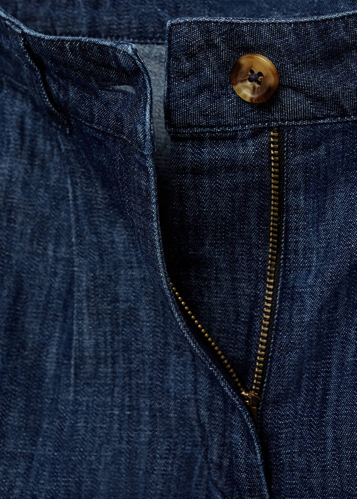 Straight-fit rinse-wash denim bermuda shorts — Open Blue