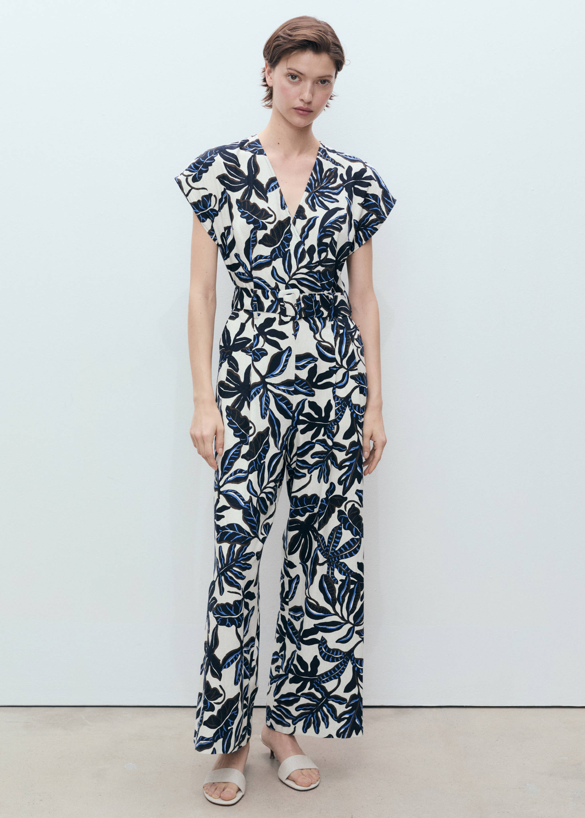 Printed linen jumpsuit with belt - General plane