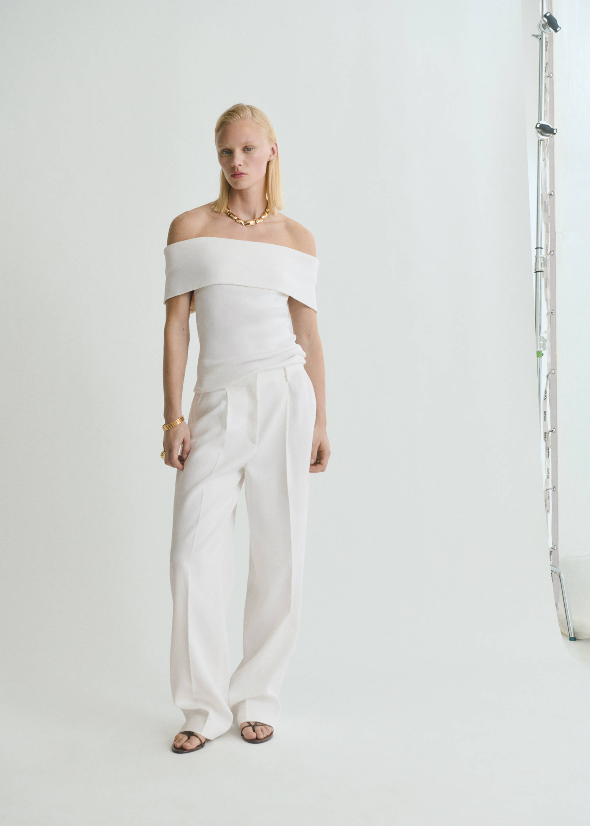 Schulterfreies Stricktop - Allgemeine Ansicht