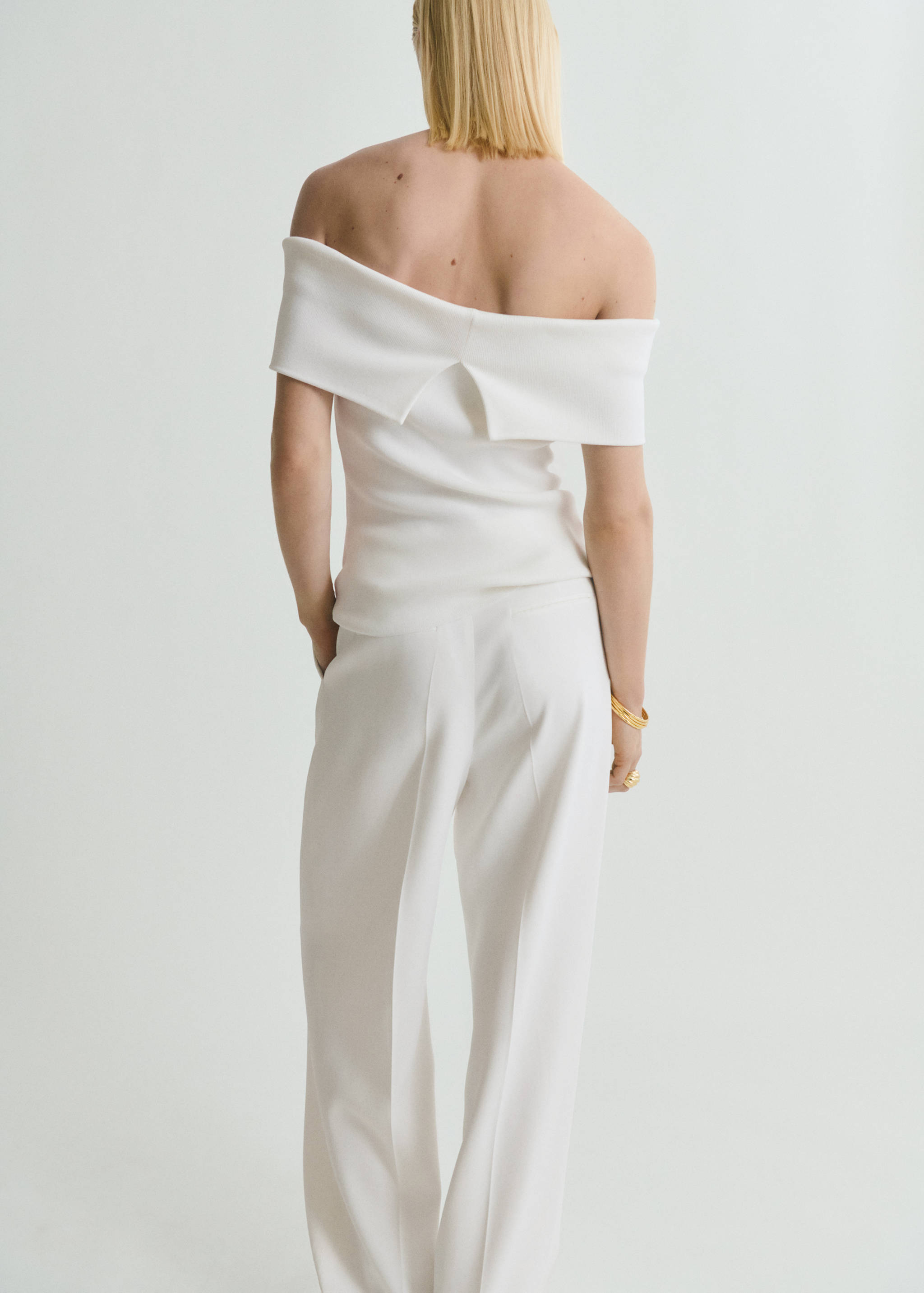 Schulterfreies Stricktop - Rückseite des Artikels