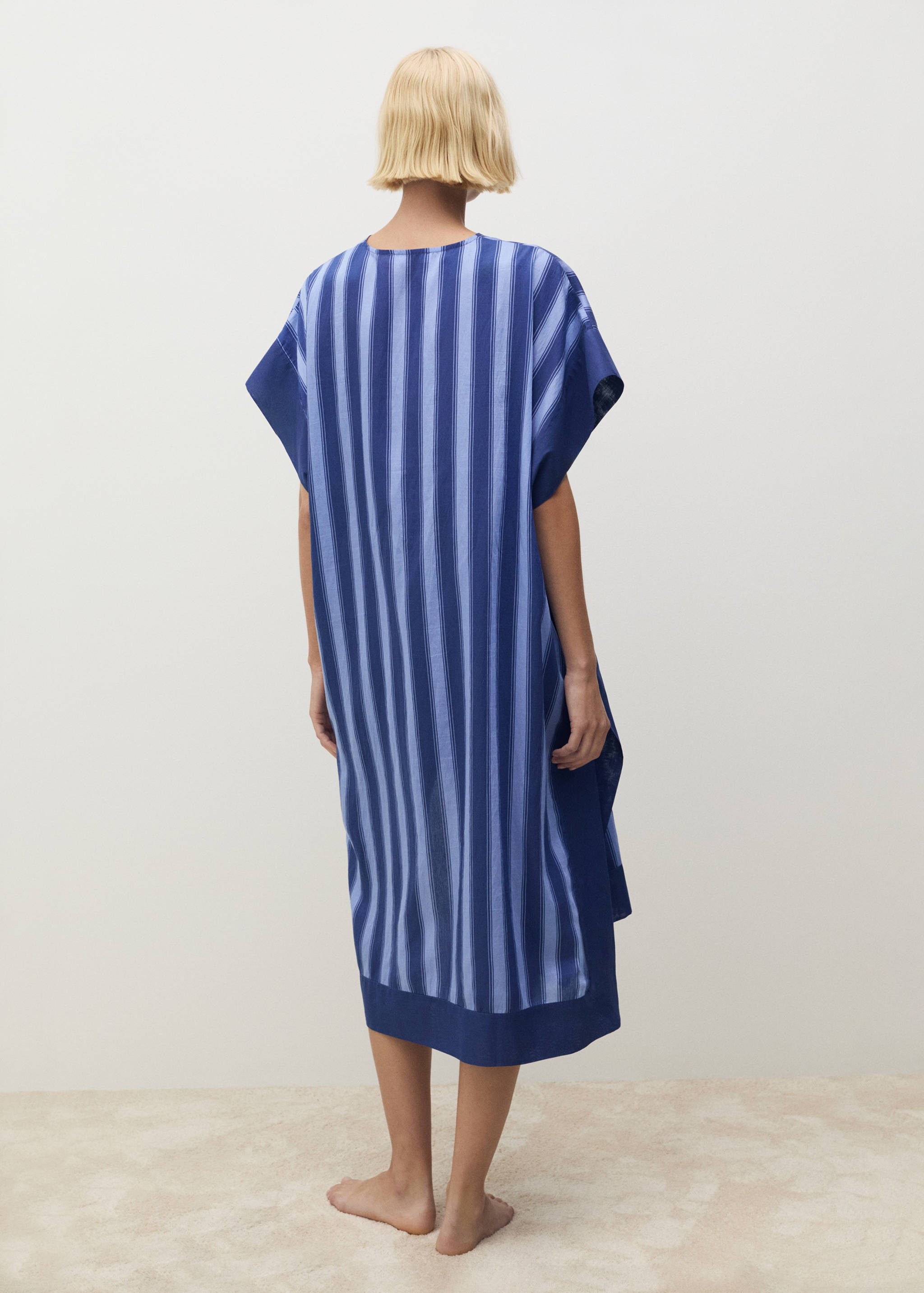 Lyocell two-tone caftan with woven stripe - Reverse of the article