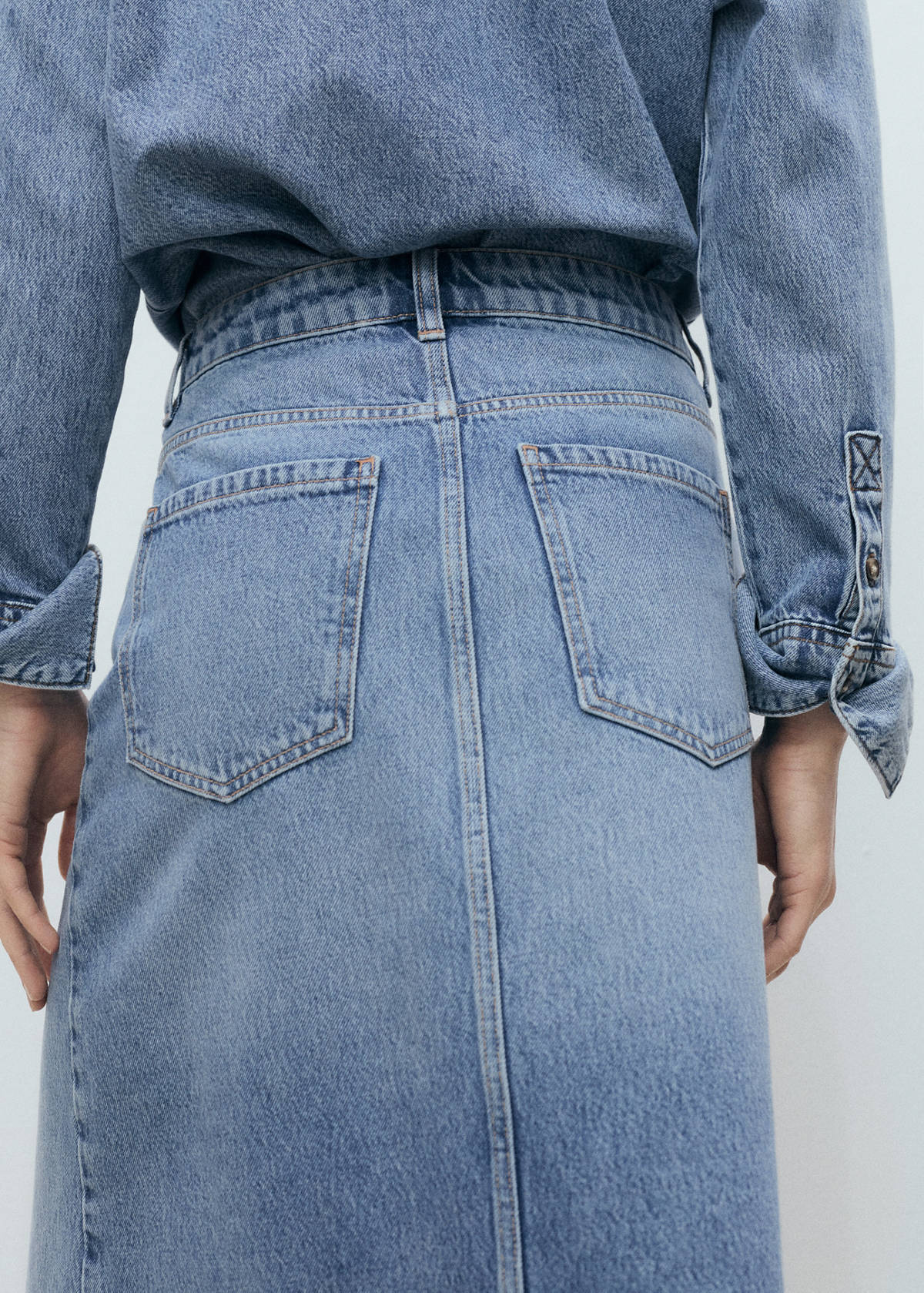 Midi denim skirt — Medium Blue