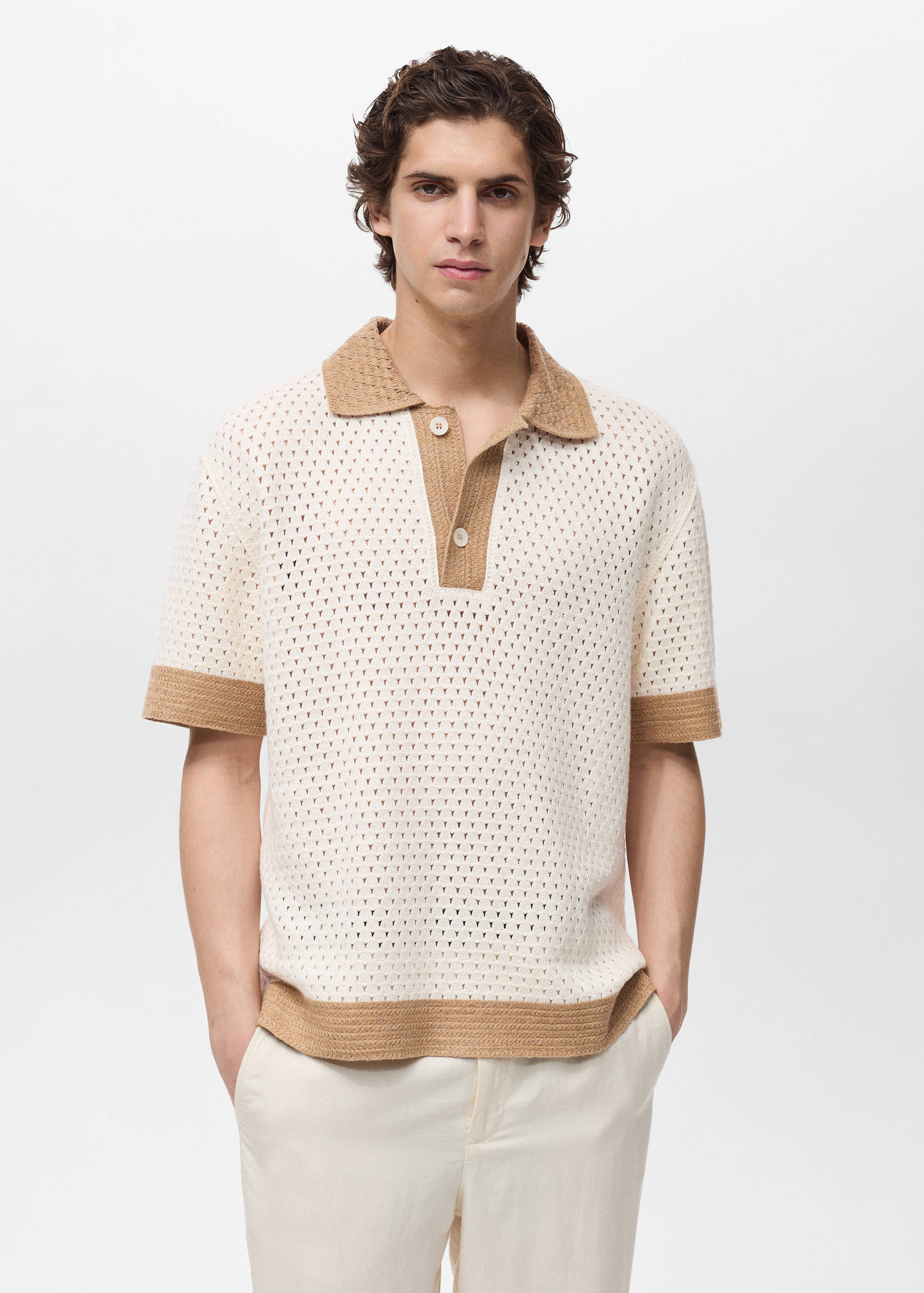 Knitted polo shirt with contrasting lace details - Medium plane