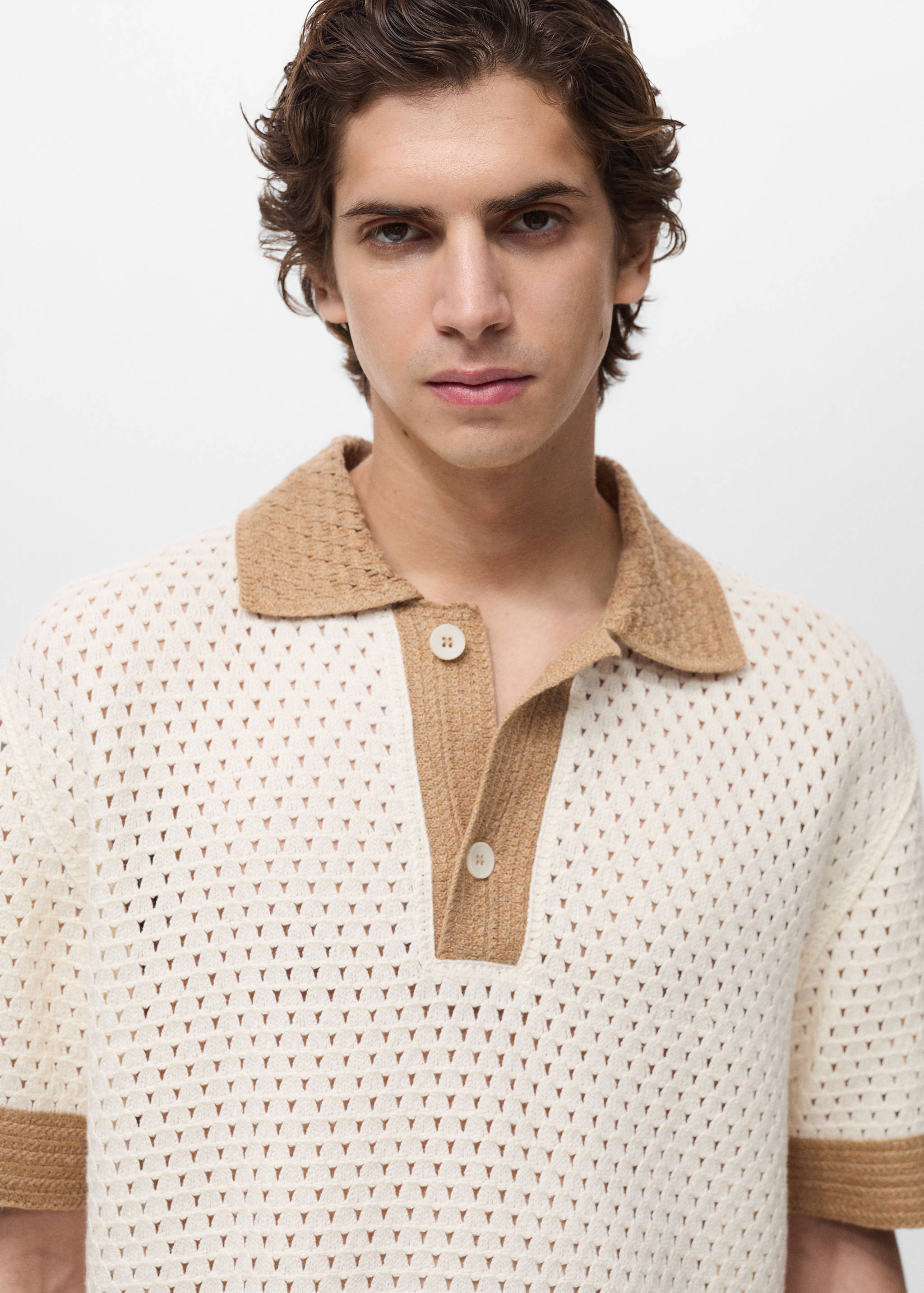 Knitted polo shirt with contrasting lace details - Details of the article 1