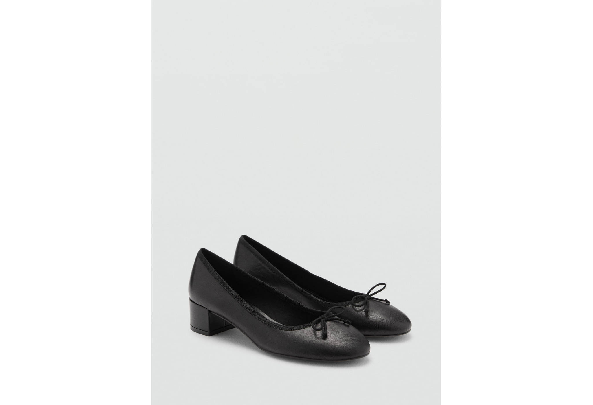 Heeled ballet flats with leather bow - Details of the article 6