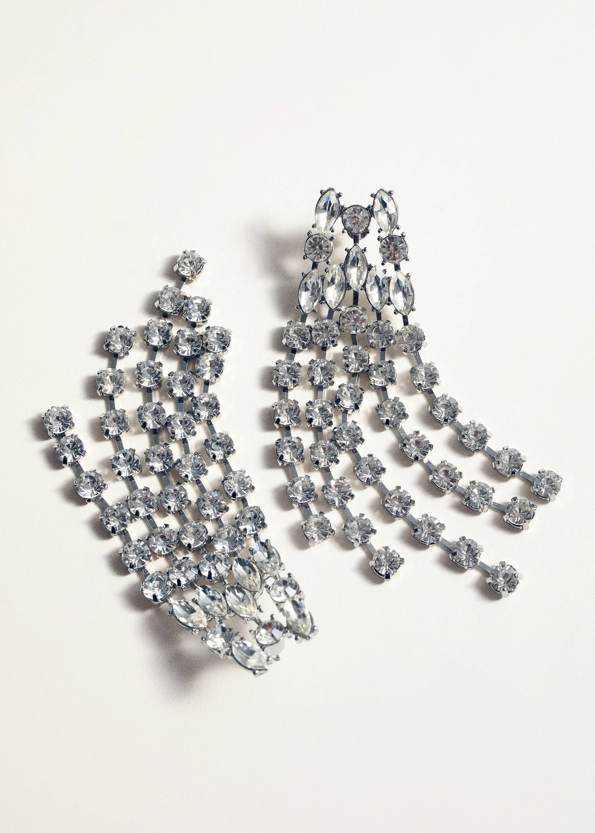 Cascade earrings with faceted crystals - Details of the article 5