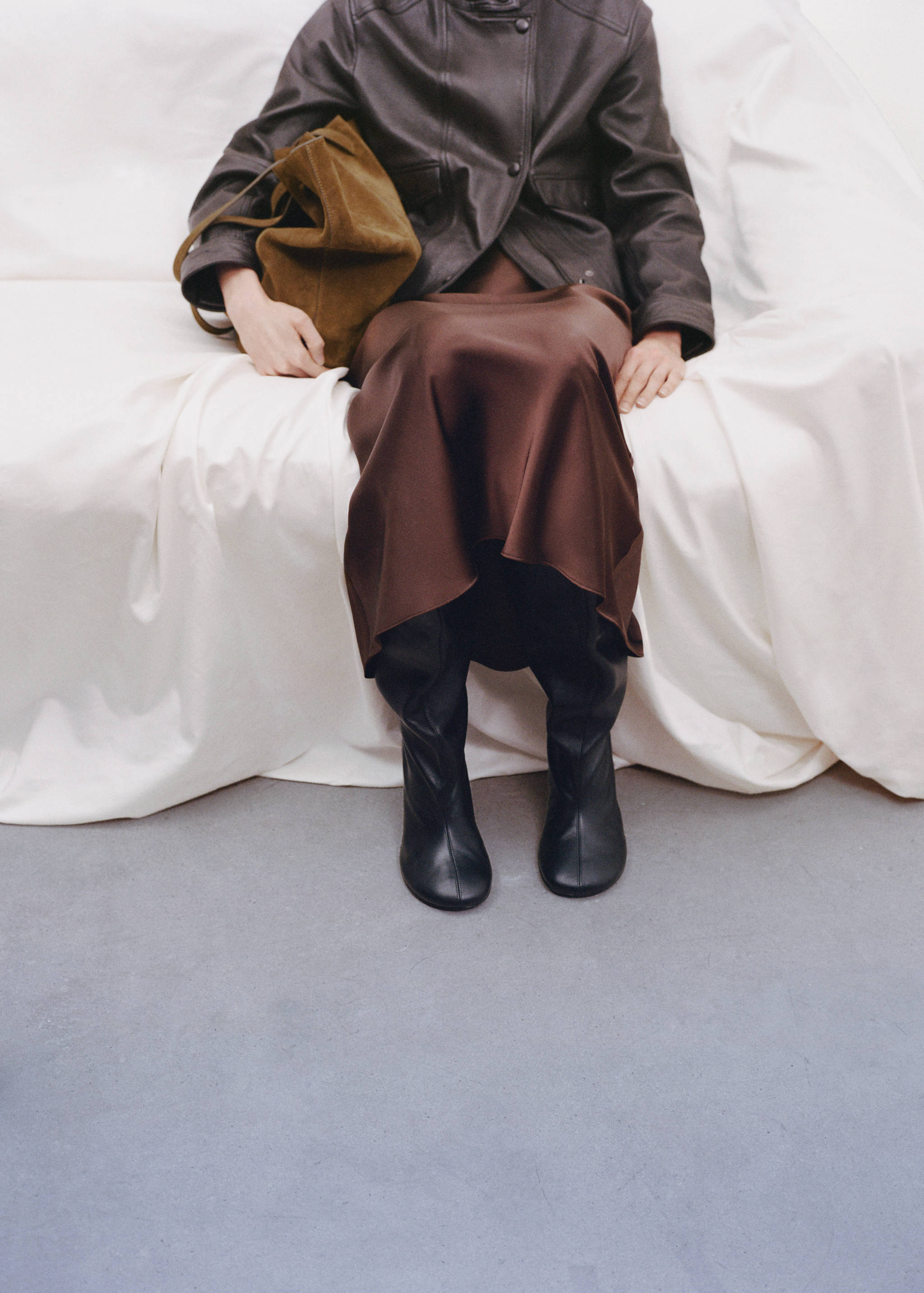 Suede leather shopper bag - Details of the article 9