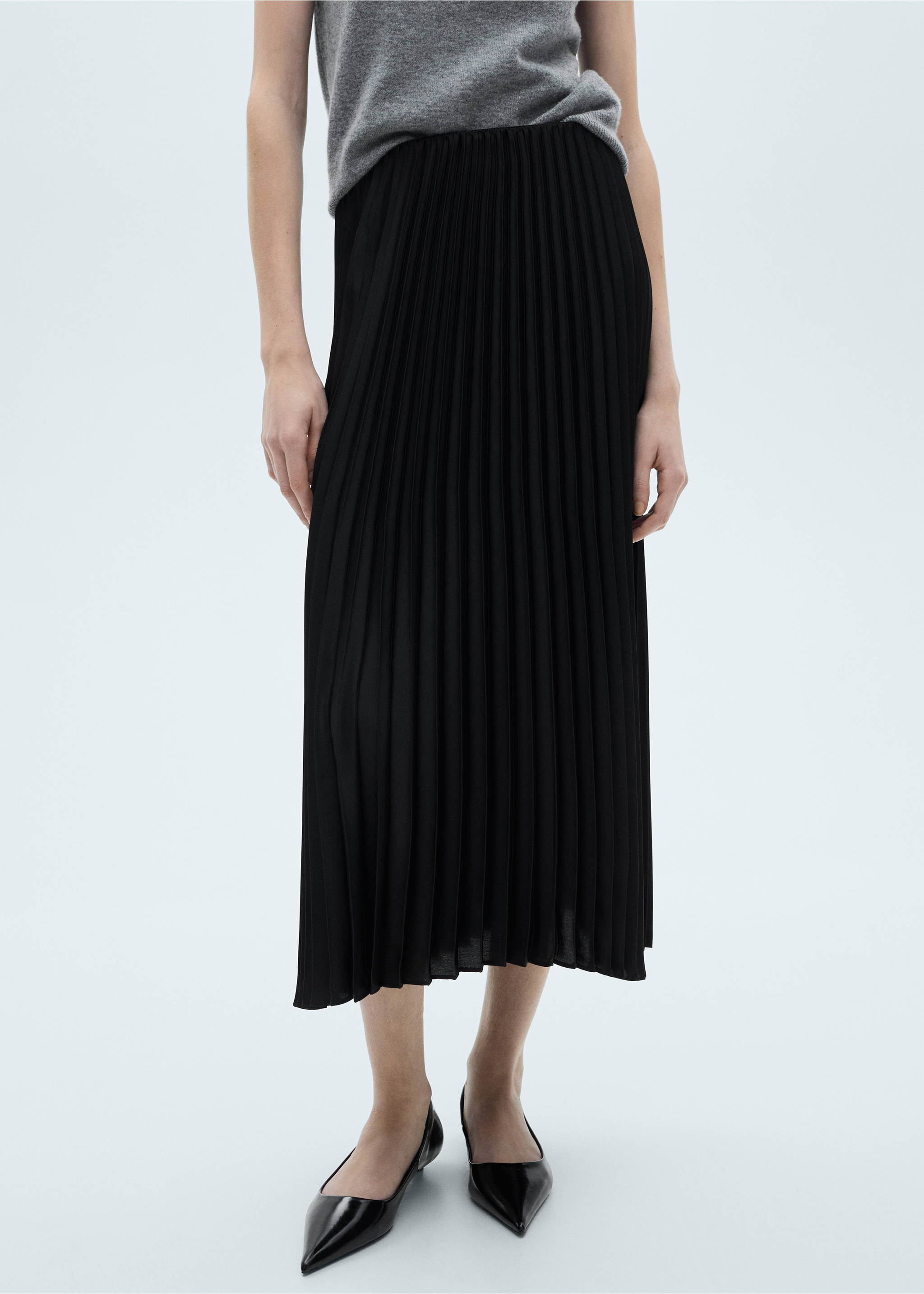 Straight pleated skirt - Medium plane, Black. Ref: 87060447-00.