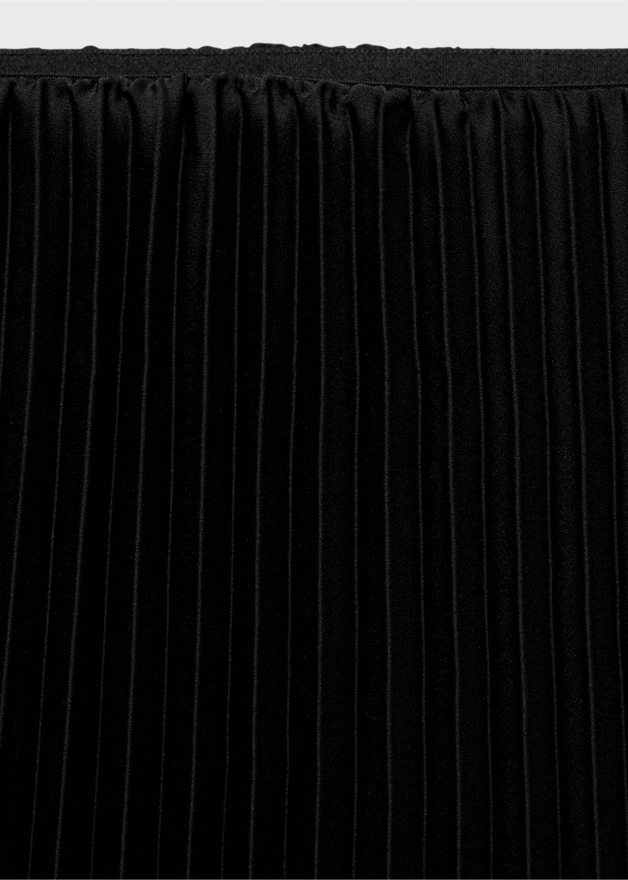 Straight pleated skirt - Details of the article 8, Black. Ref: 87060447-00.