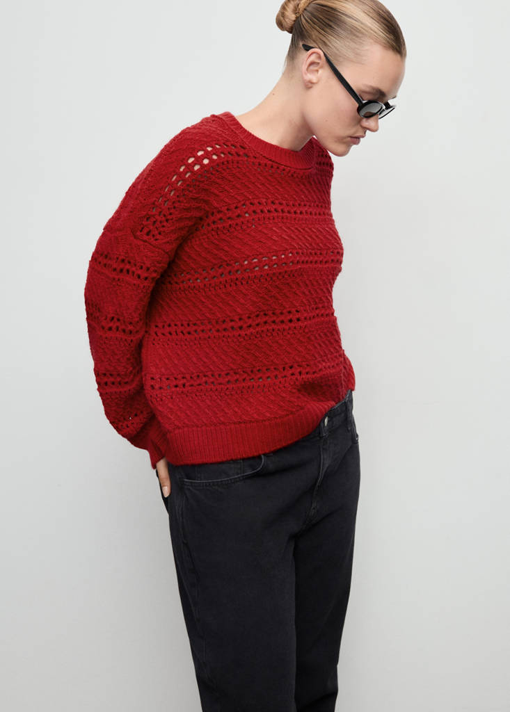 Openwork knit sweater — Red