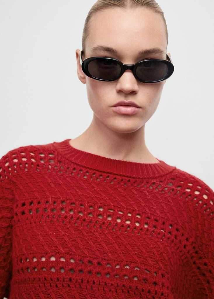 Openwork knit sweater — Red