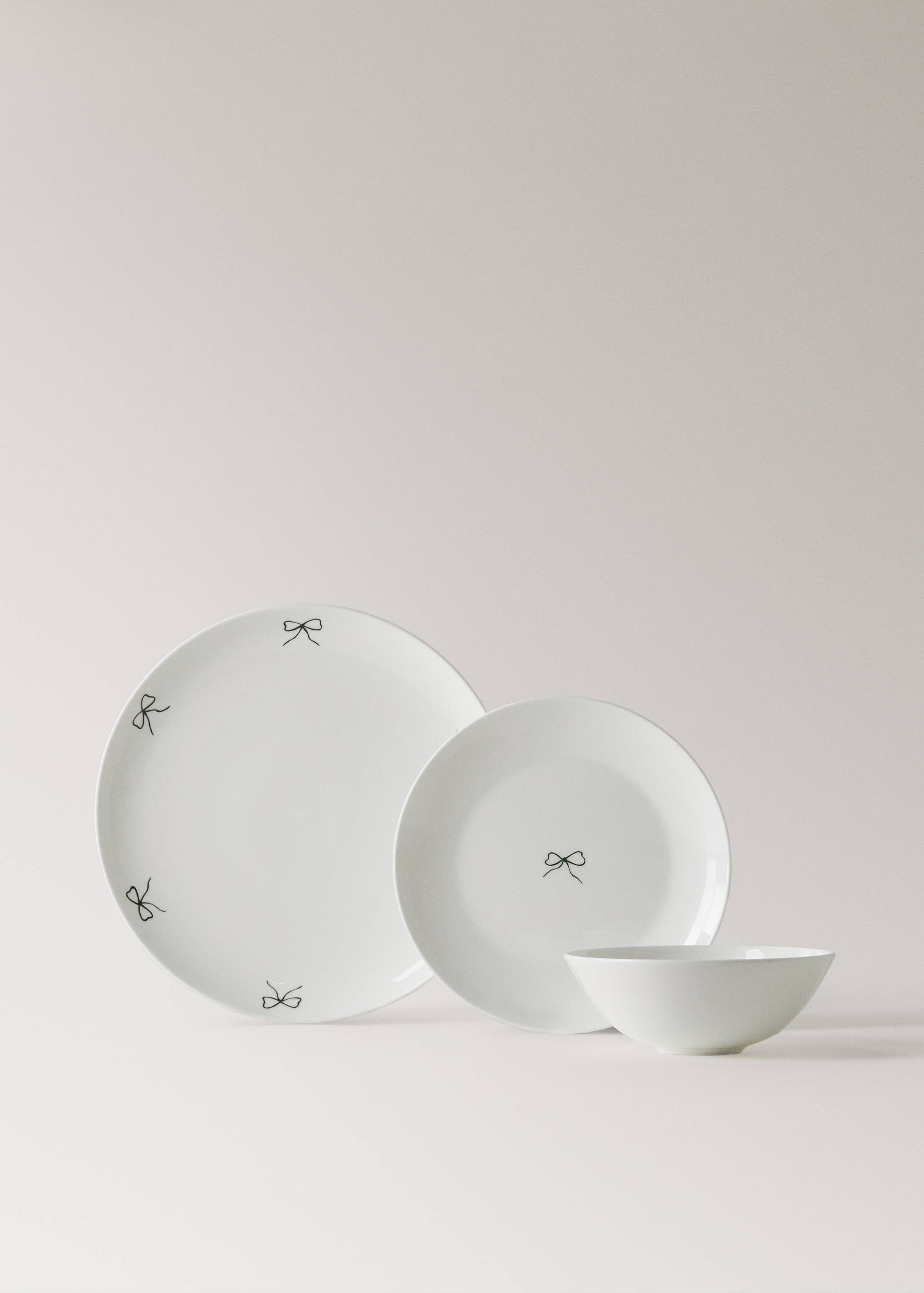 Bone china dessert plate - Details of the article 3