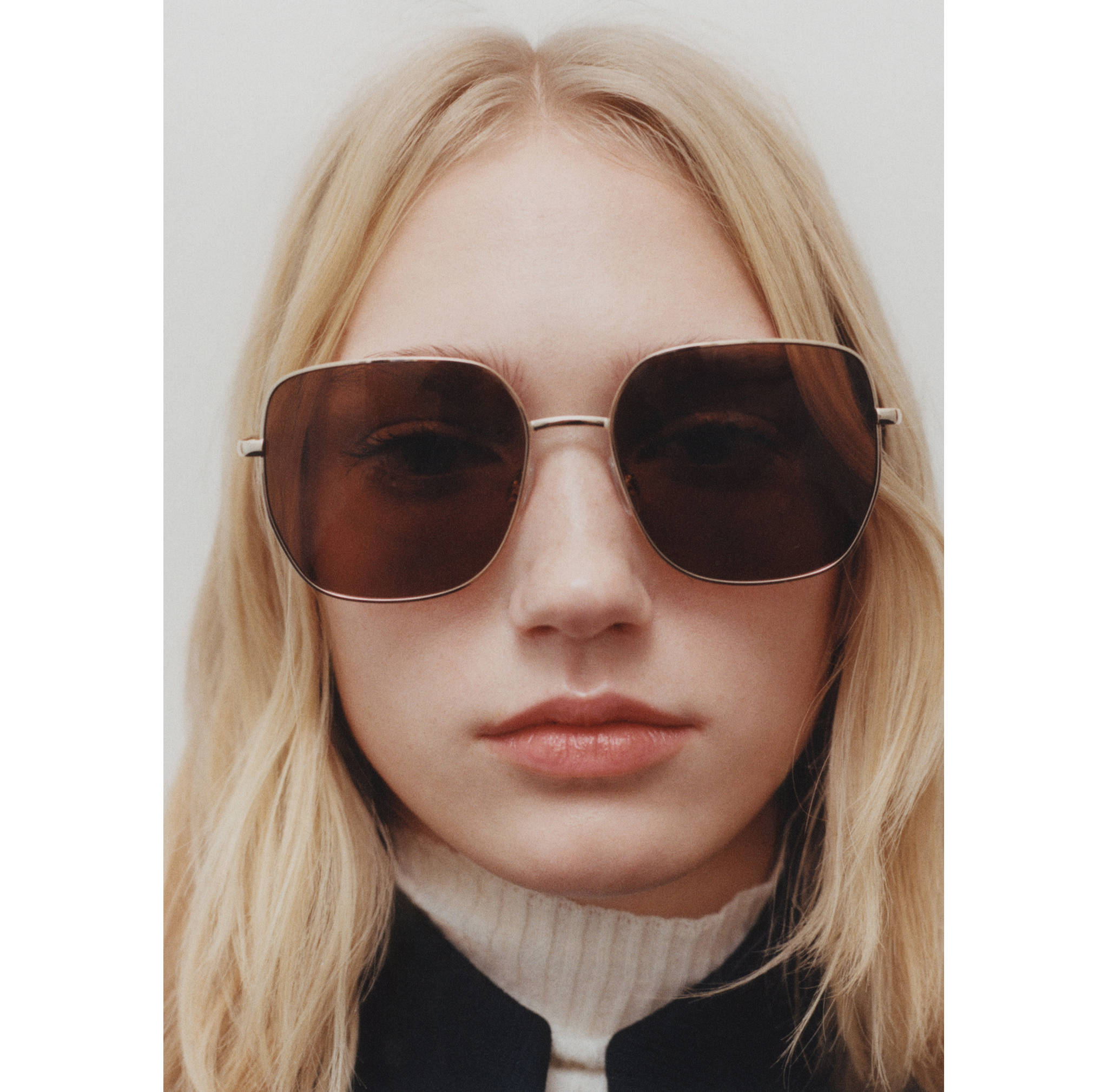 Square metallic frame sunglasses - General plane