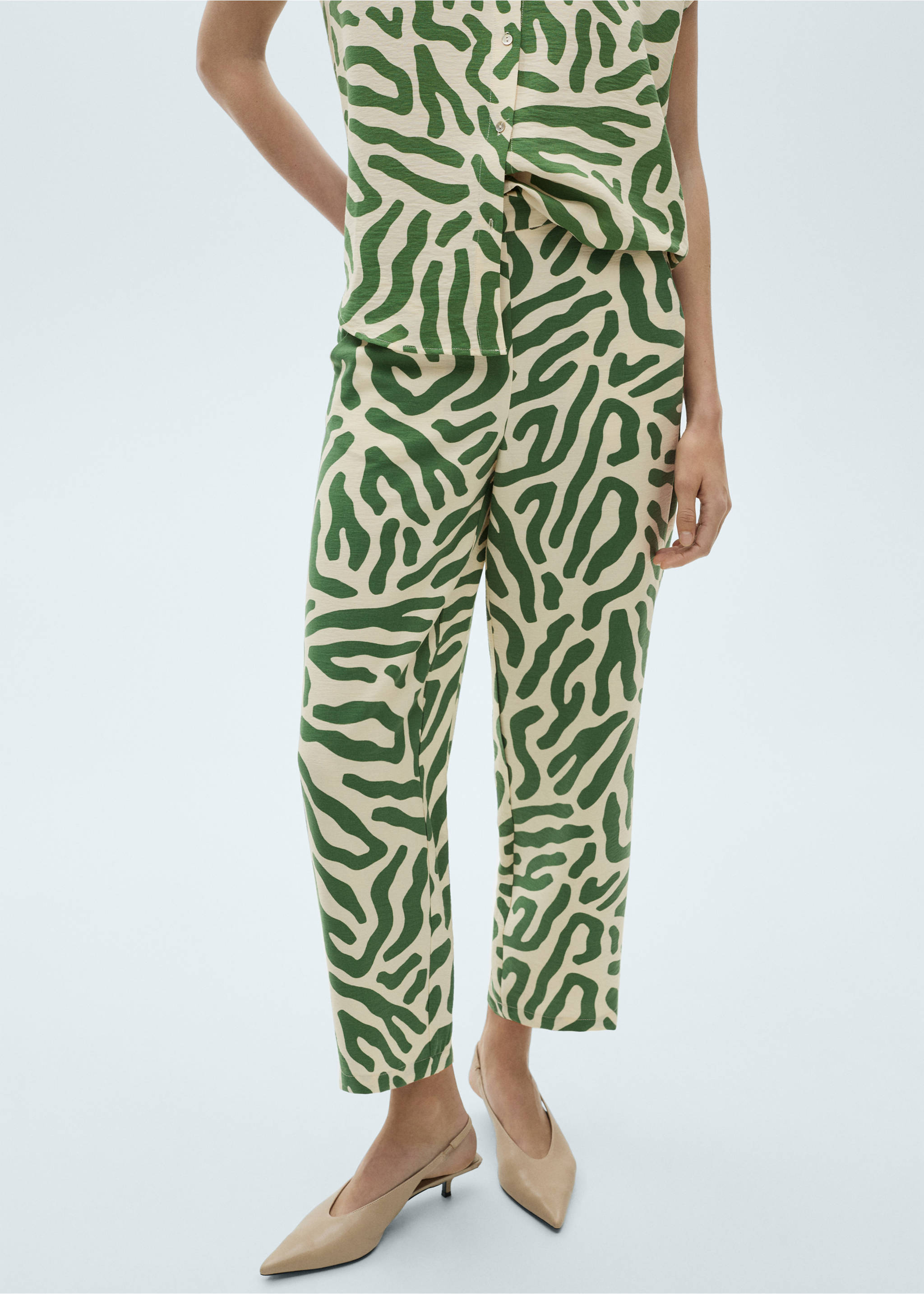 Printed straight pants - Medium plane, Green. Ref: 87060579-00.